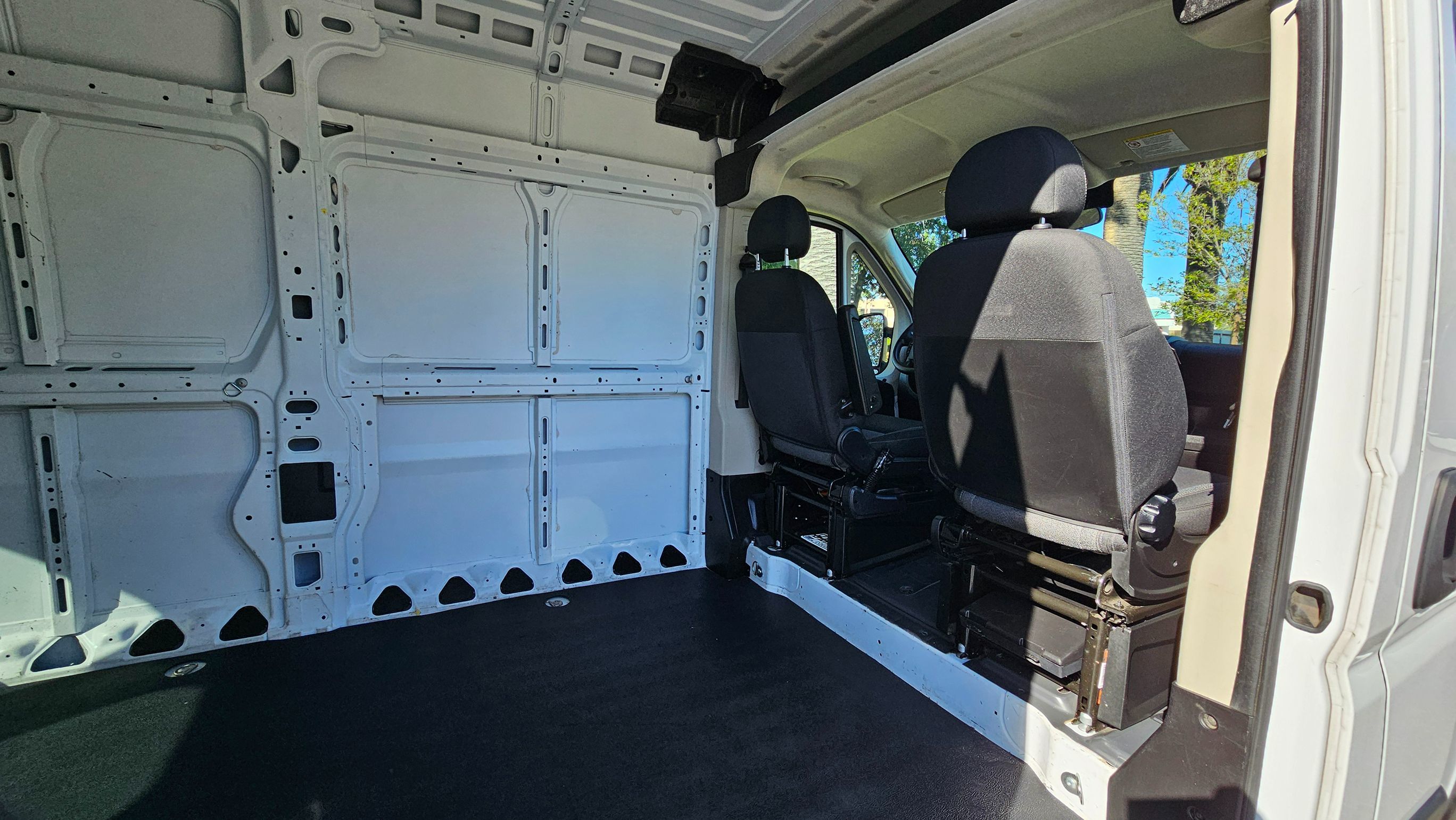 2021 Ram ProMaster 2500 photo 11