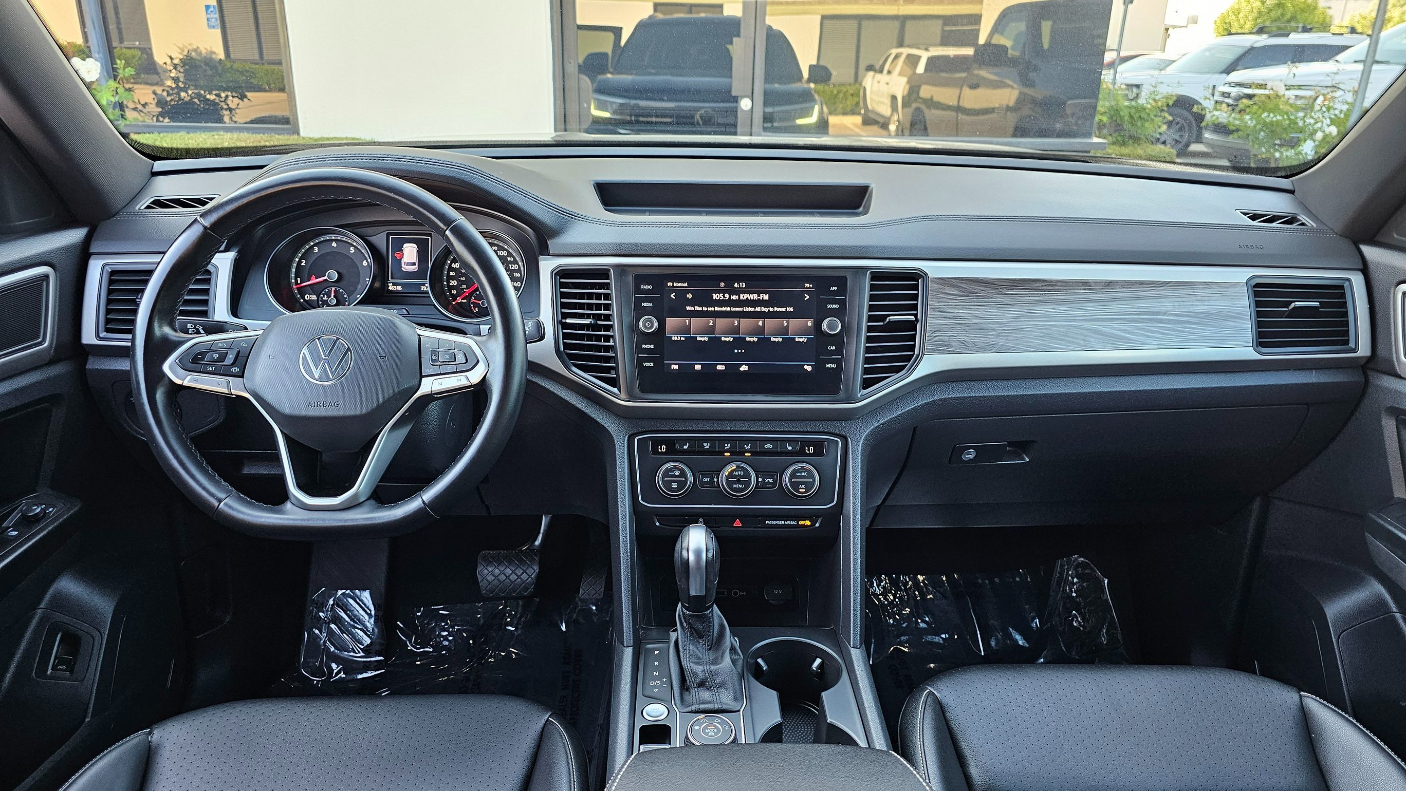 2020 Volkswagen Atlas Cross Sport V6 SE Technology photo 20