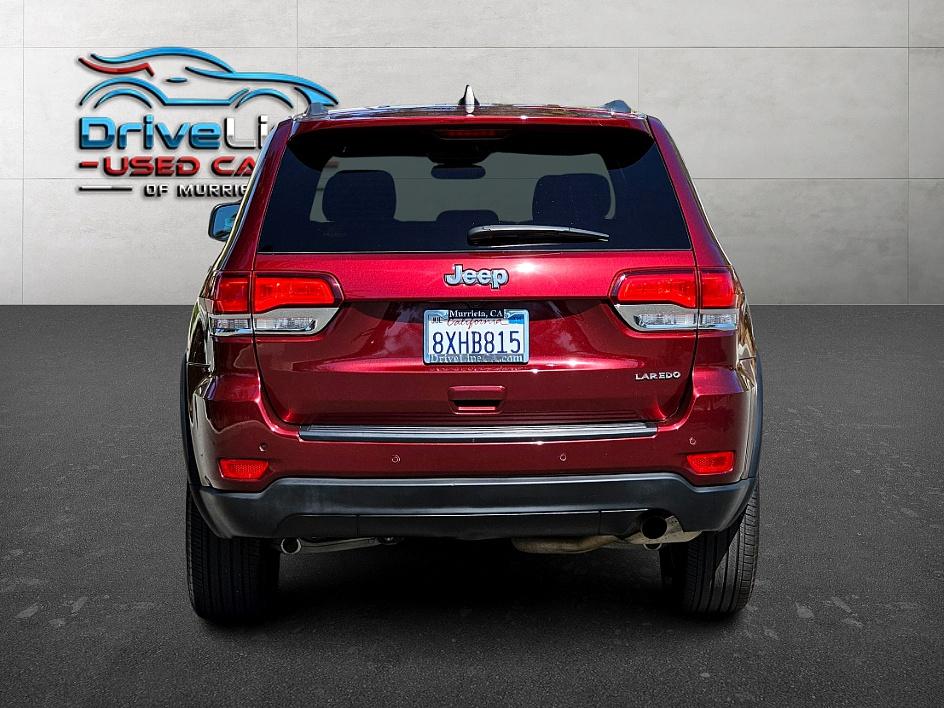 2021 Jeep Grand Cherokee Laredo E photo 2