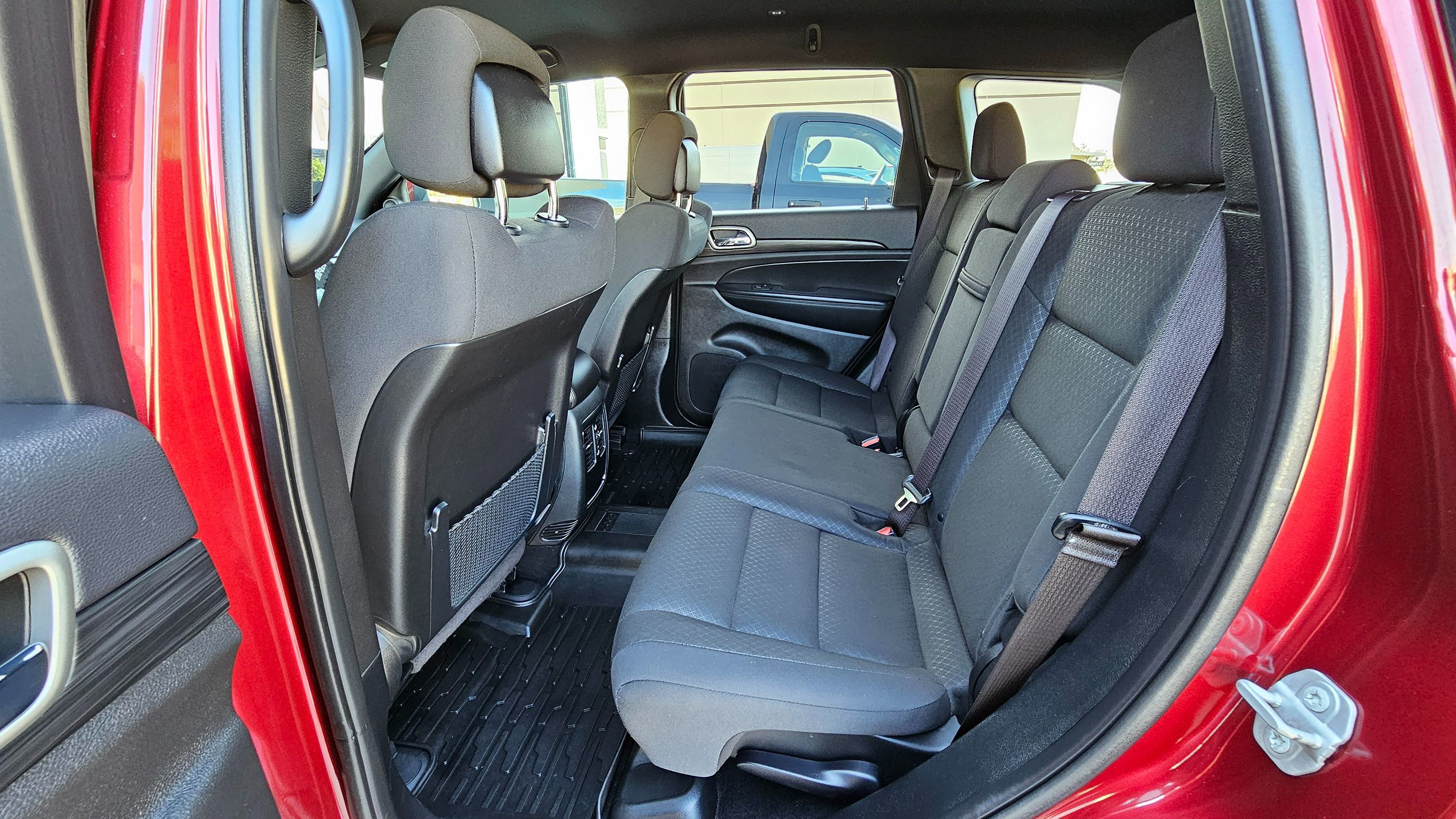 2021 Jeep Grand Cherokee Laredo E photo 15
