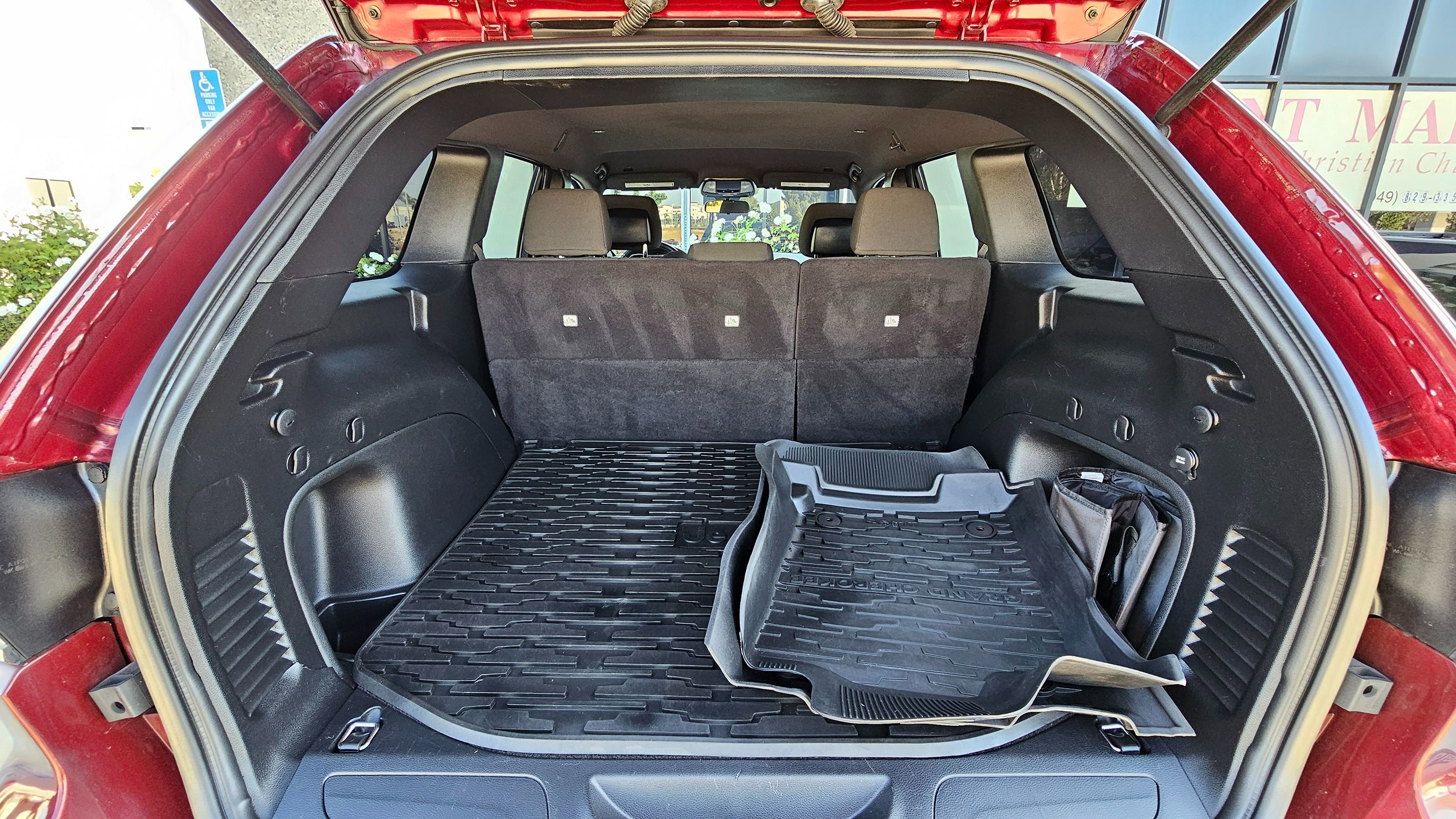 2021 Jeep Grand Cherokee Laredo E photo 22
