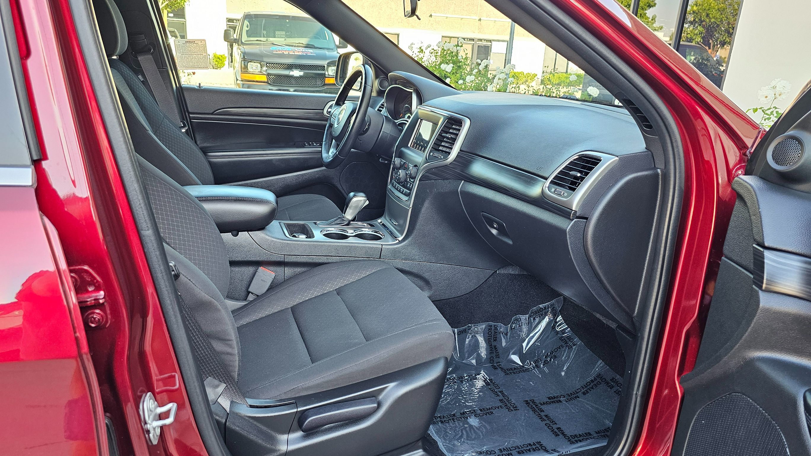 2021 Jeep Grand Cherokee Laredo E photo 27