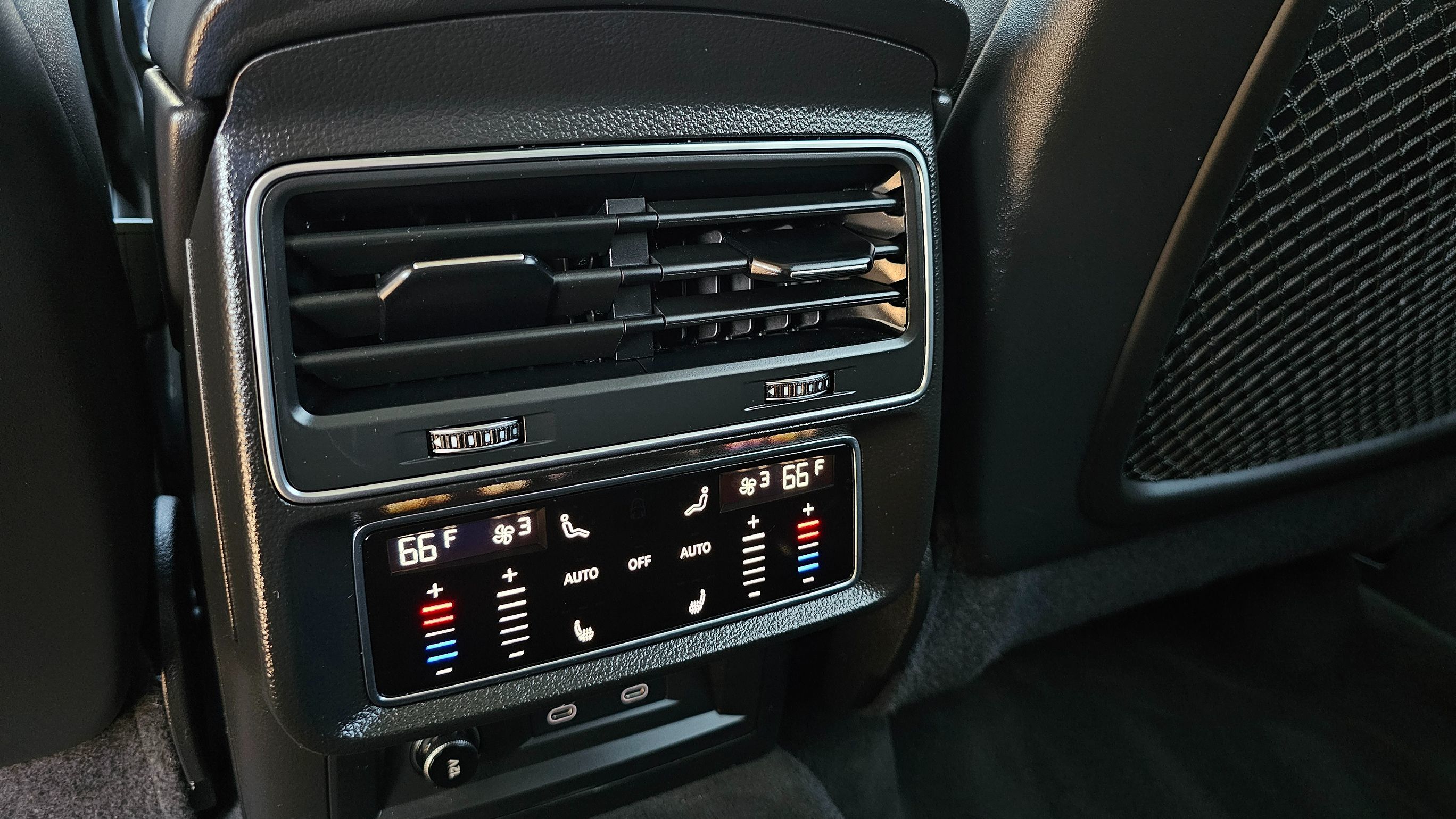 2021 Audi Q7 Premium Plus photo 17