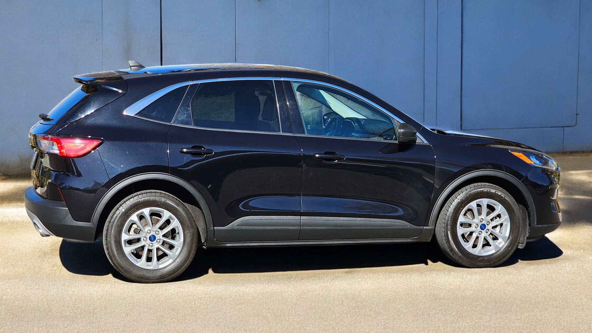 2022 Ford Escape SE photo 9