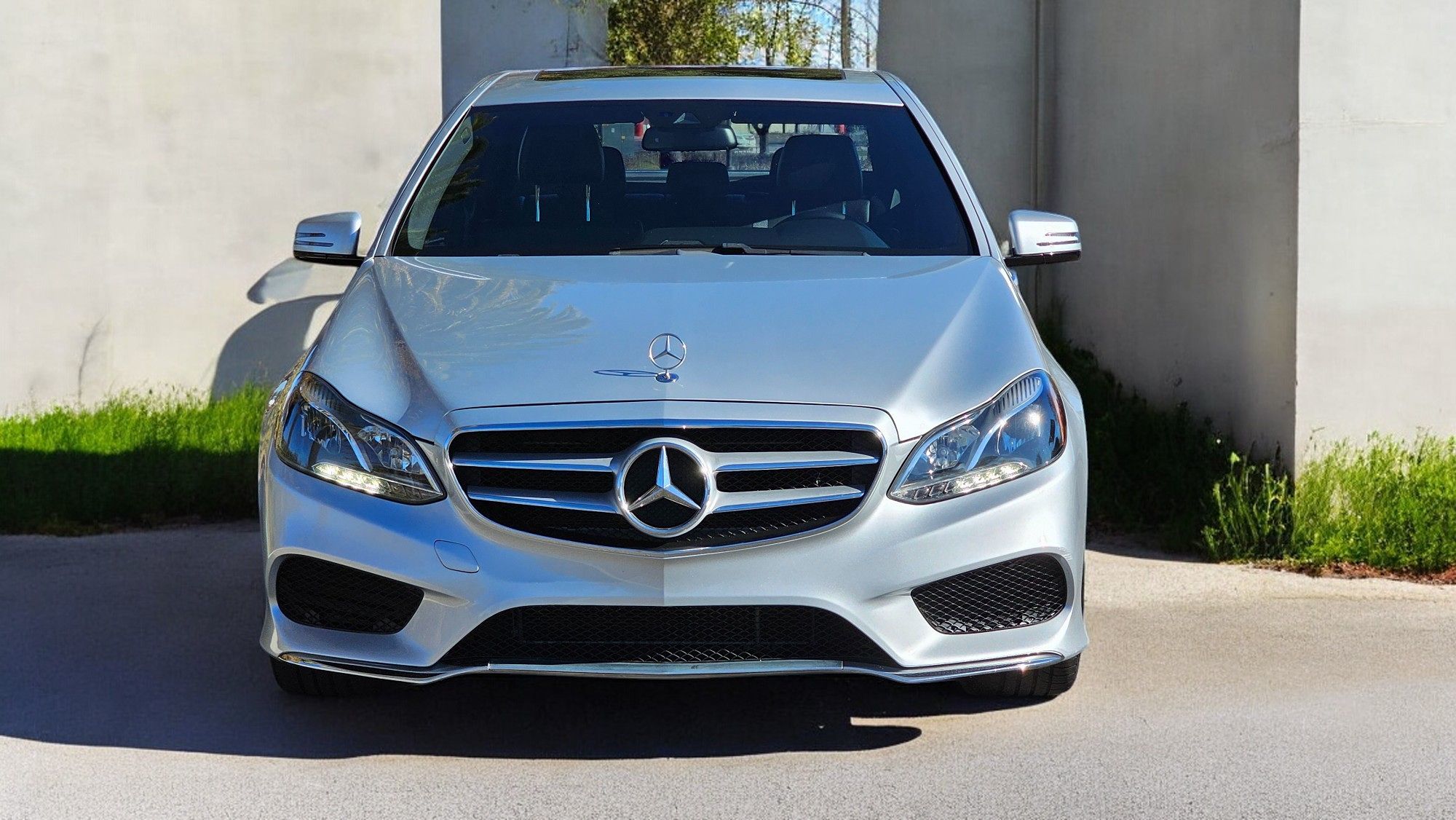 2016 Mercedes-Benz E-Class E350 Sport photo 3