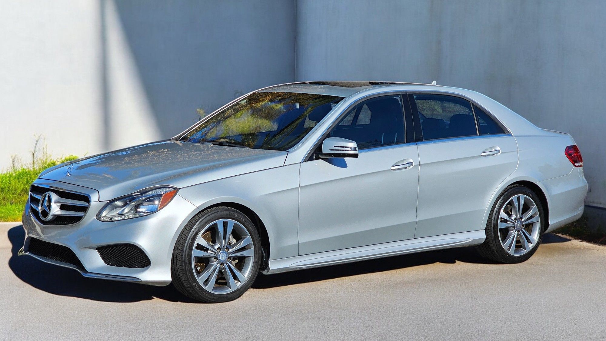 2016 Mercedes-Benz E-Class E350 Sport photo 7