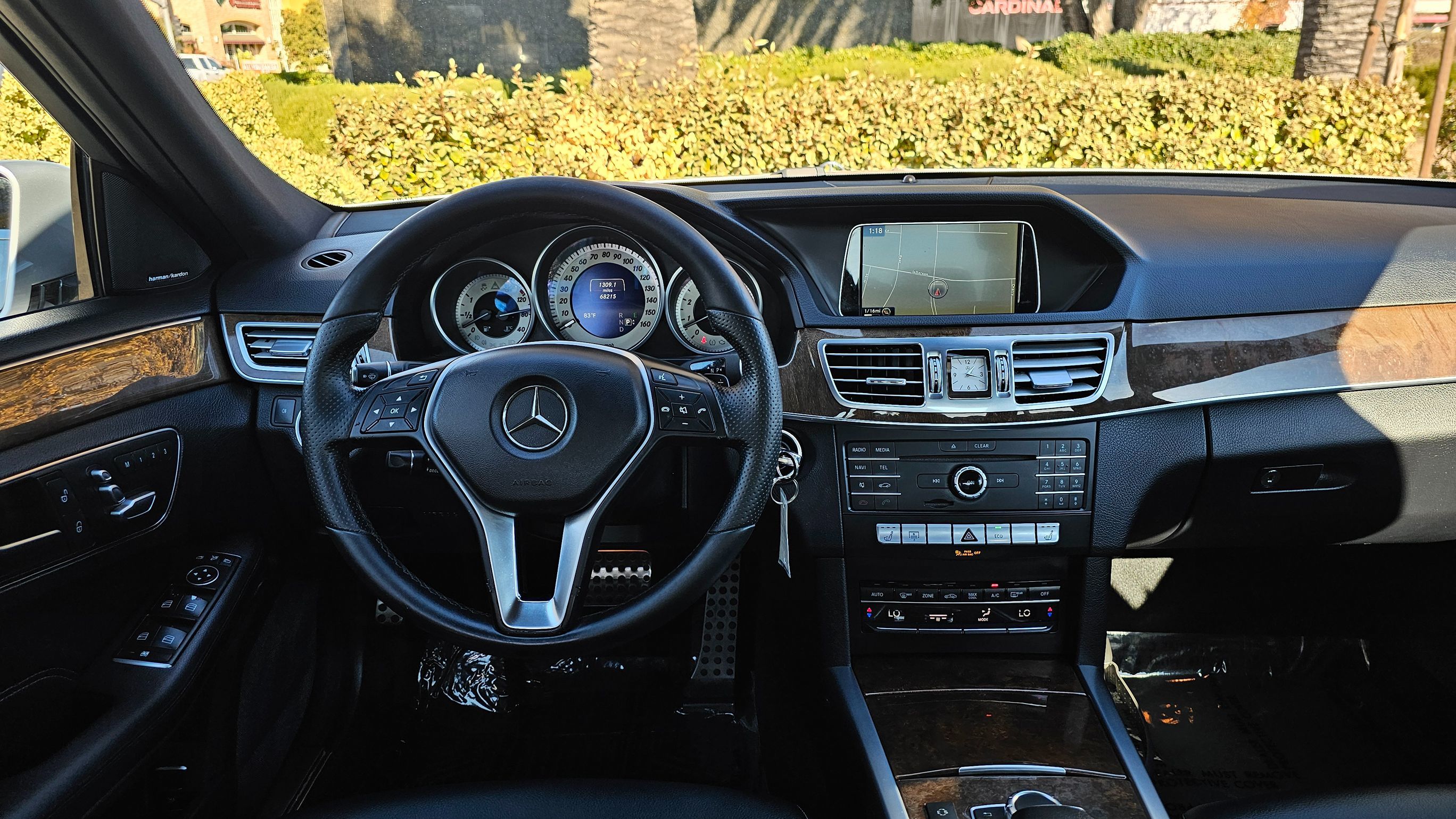 2016 Mercedes-Benz E-Class E350 Sport photo 21