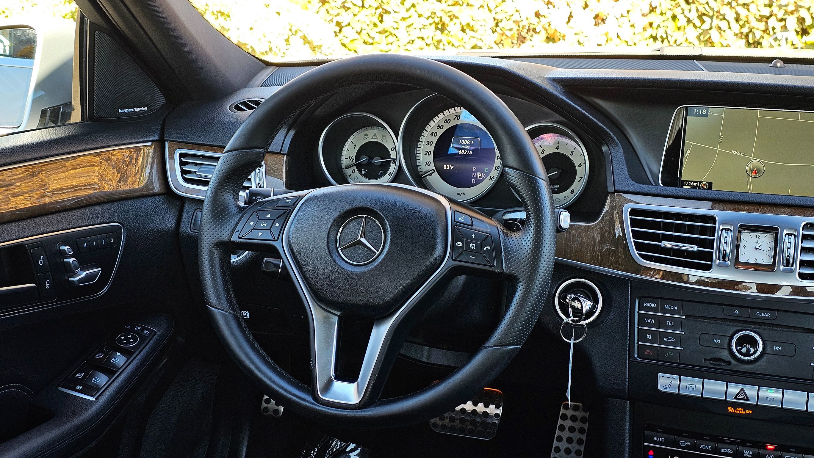 2016 Mercedes-Benz E-Class E350 Sport photo 22