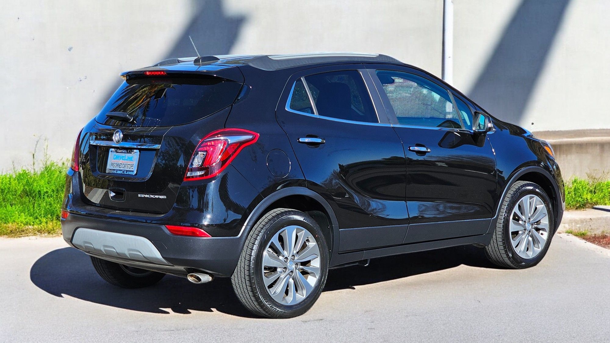 2019 Buick Encore Preferred photo 2