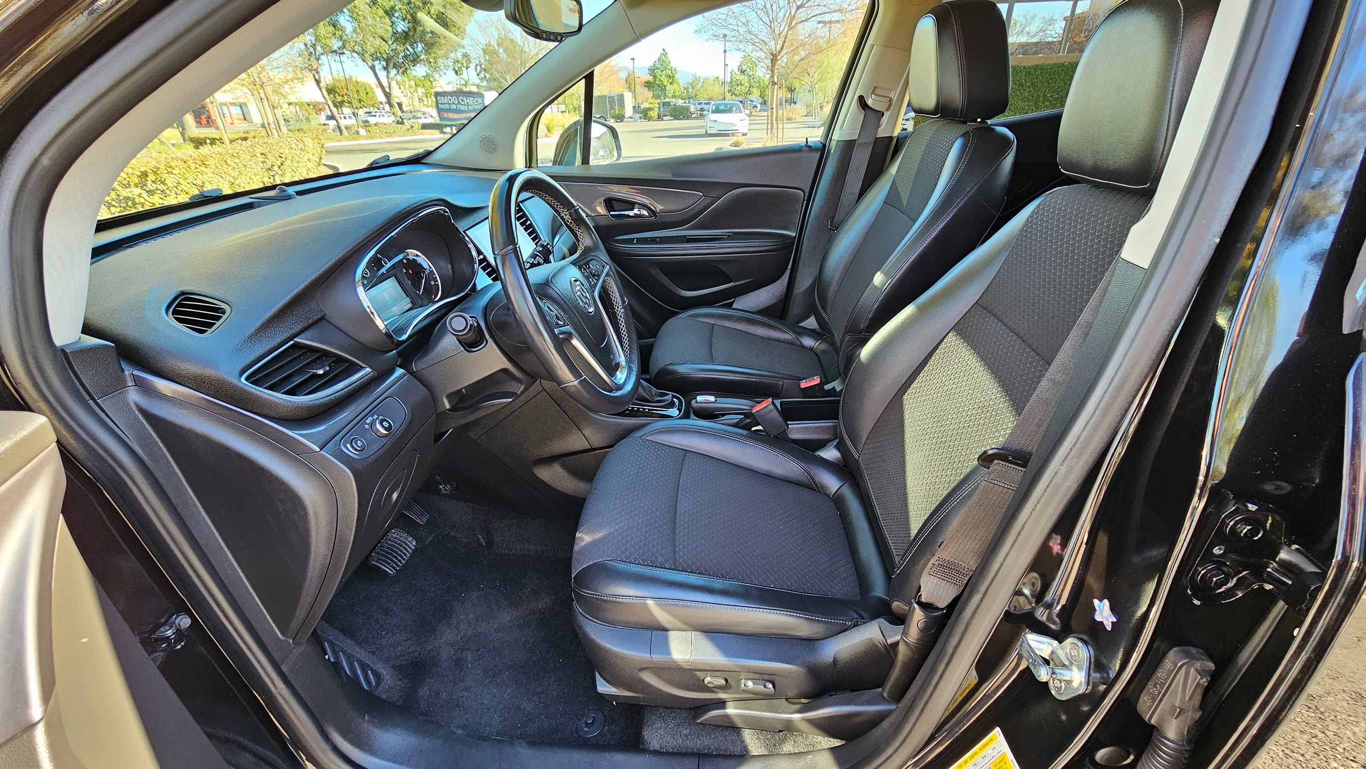 2019 Buick Encore Preferred photo 14