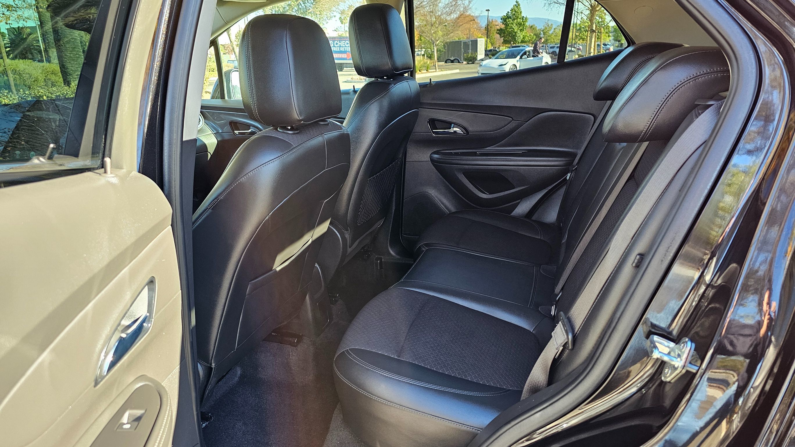 2019 Buick Encore Preferred photo 16