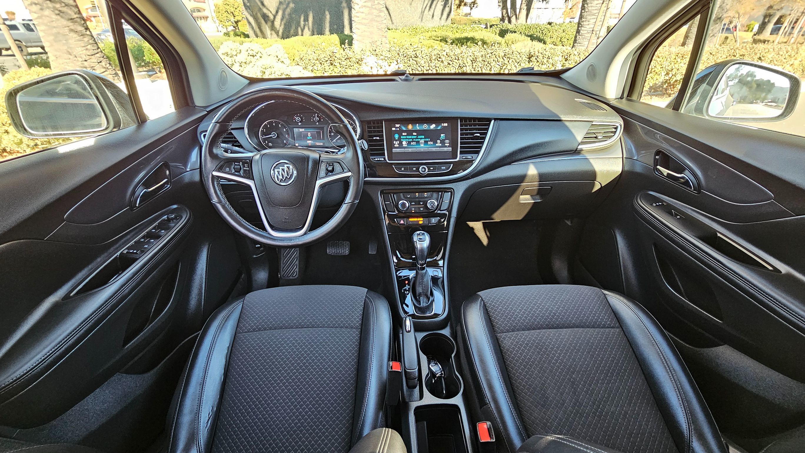 2019 Buick Encore Preferred photo 18