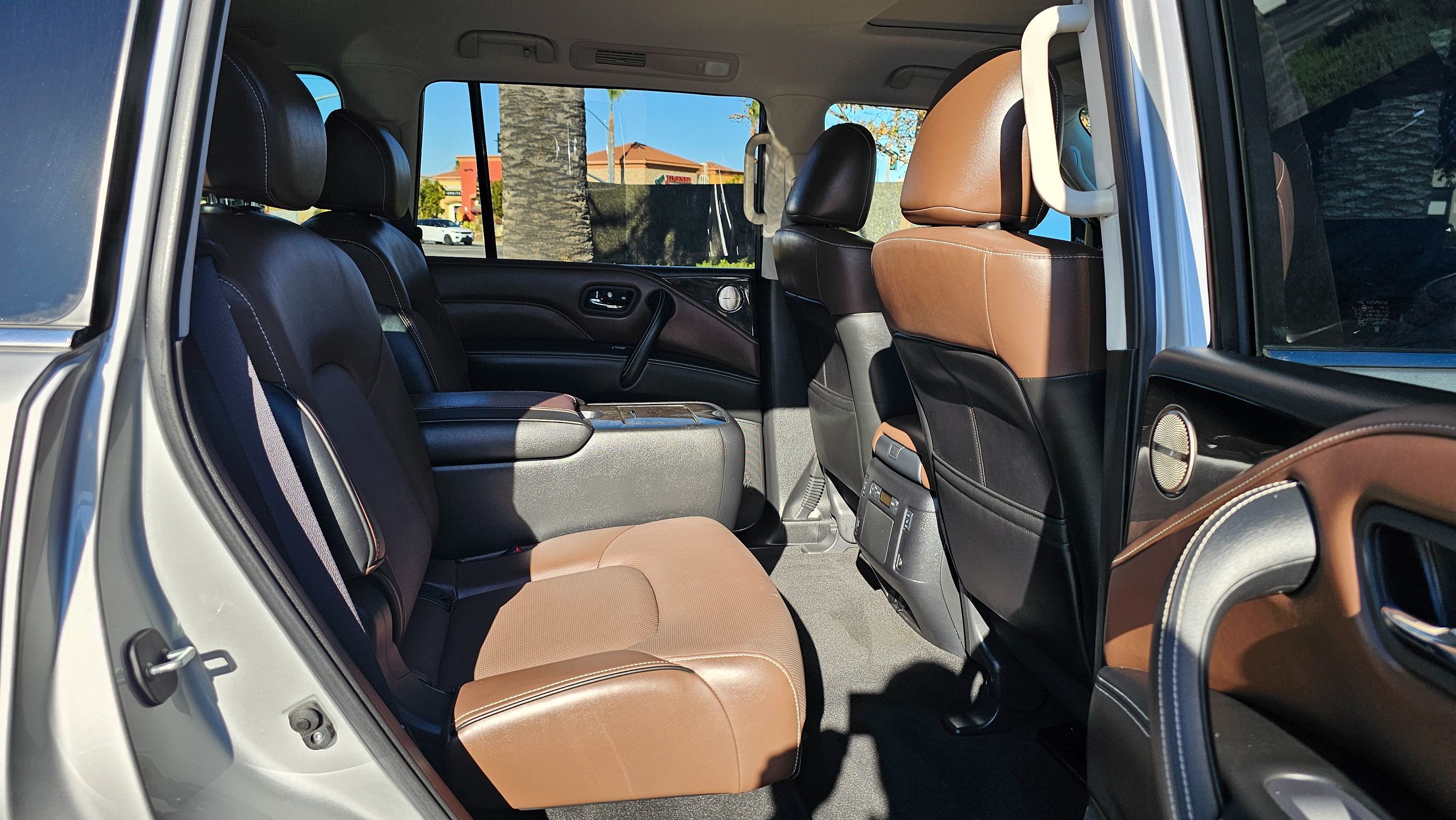 2022 INFINITI QX80 Sensory 4WD photo 34