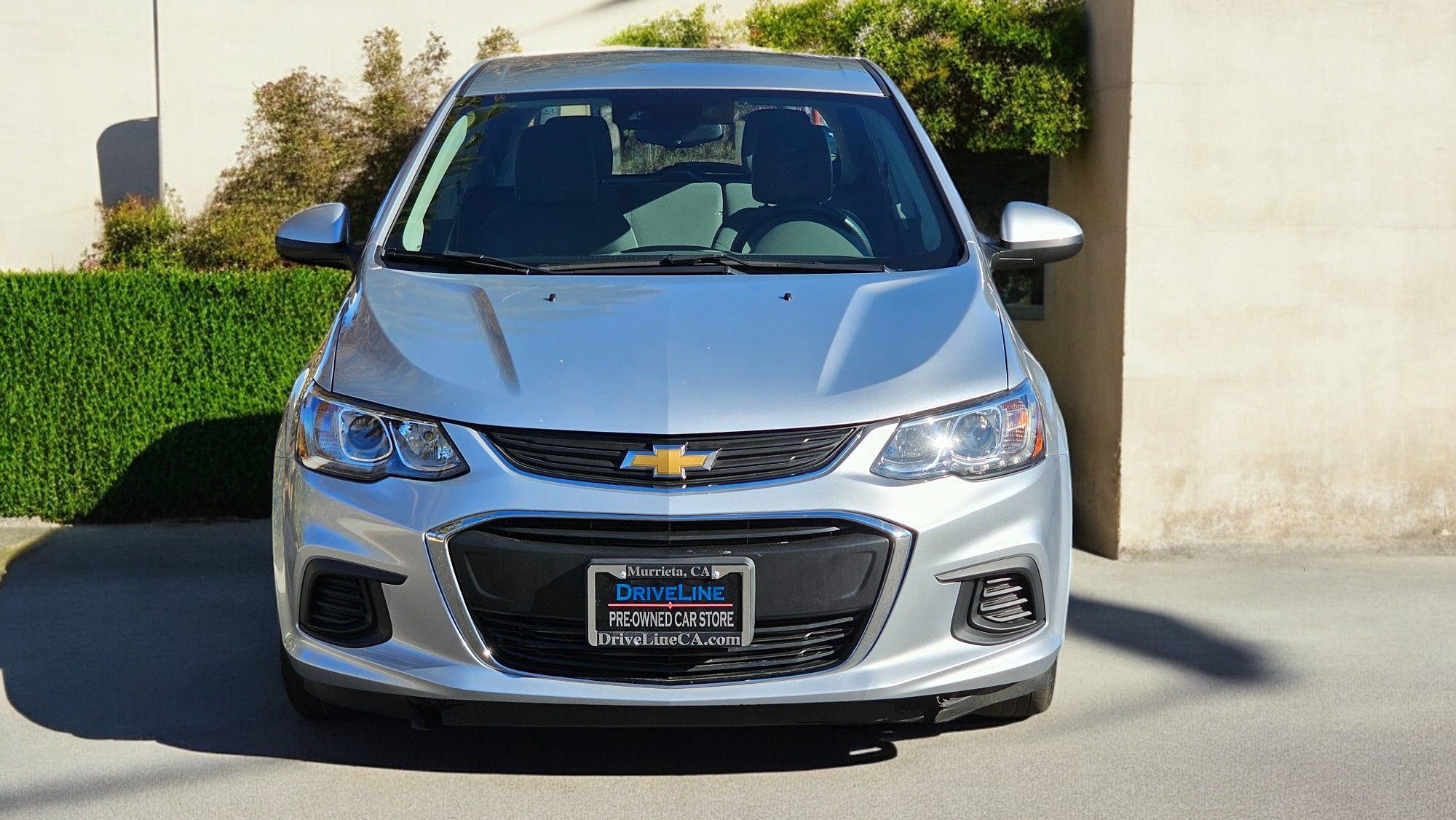 2020 Chevrolet Sonic null photo 2