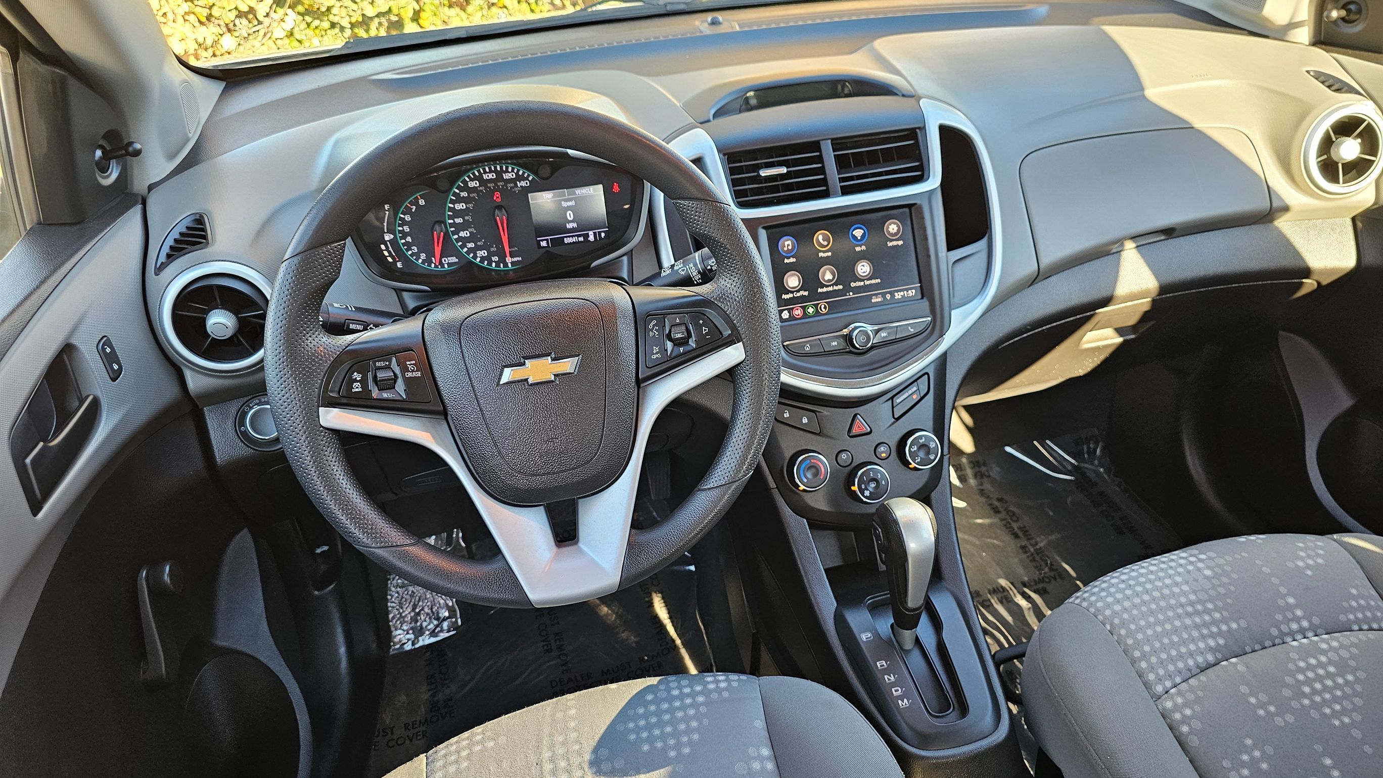 2020 Chevrolet Sonic null photo 14