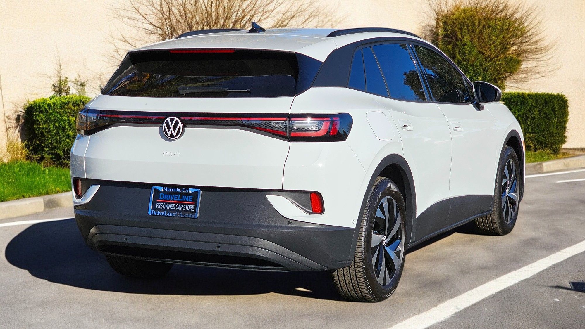 2024 Volkswagen ID.4 STANDARD photo 10