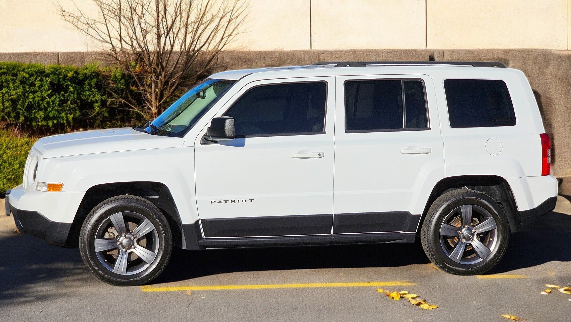 2015 Jeep Patriot Latitude photo 10