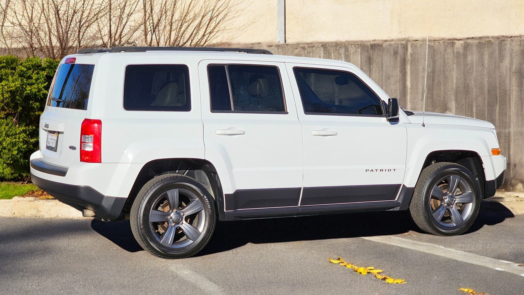 2015 Jeep Patriot Latitude photo 8