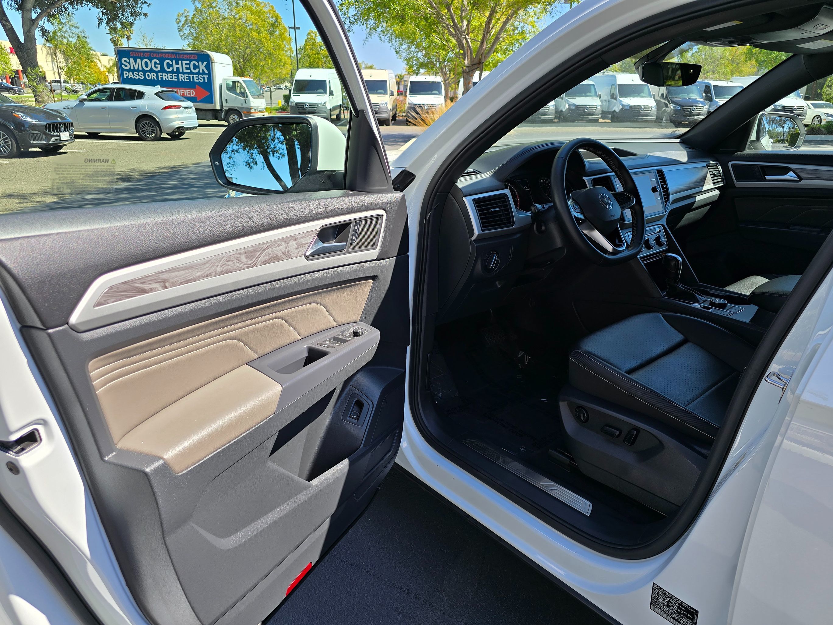 2021 Volkswagen Atlas Cross Sport SE Technology photo 11