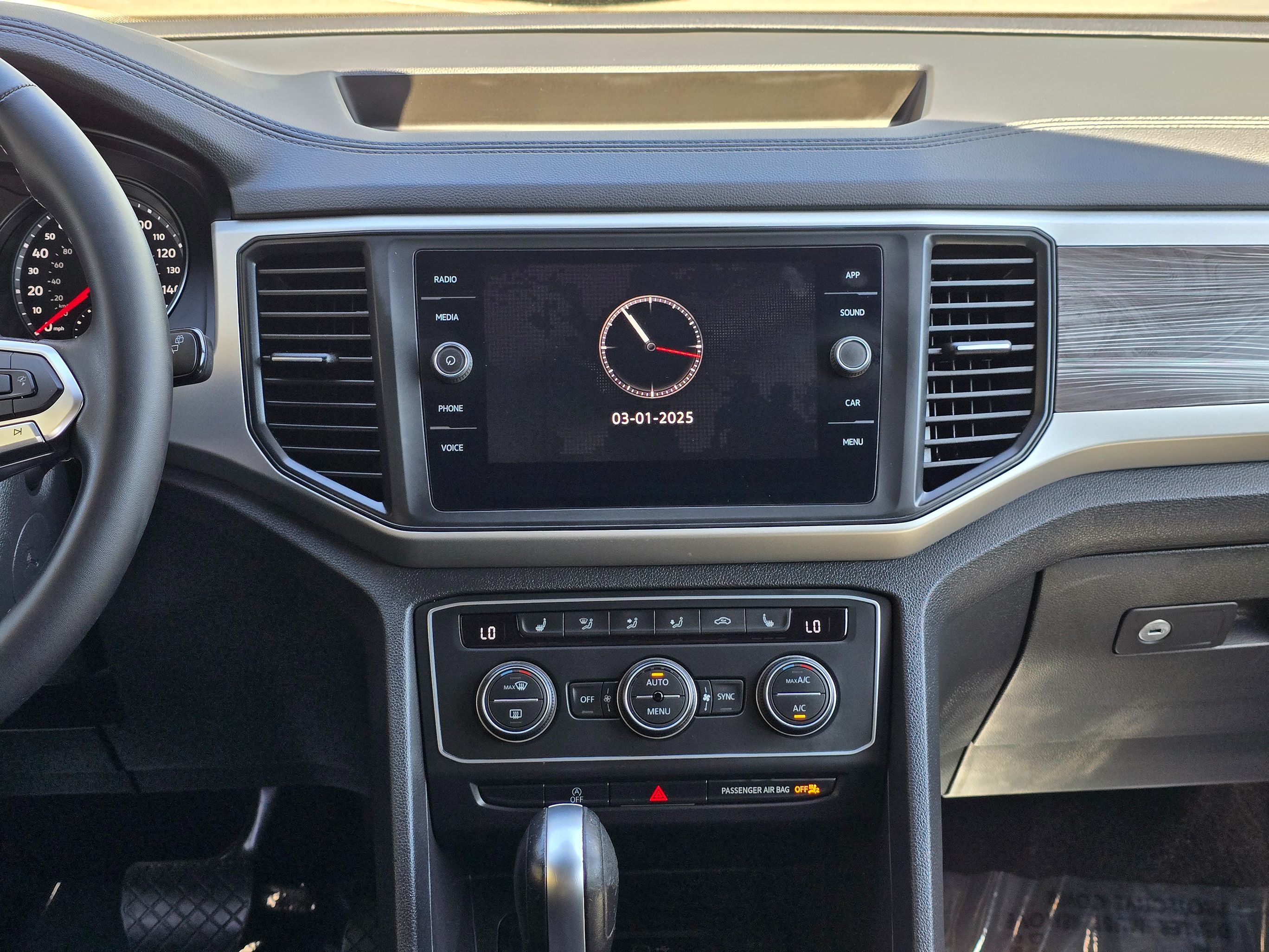 2021 Volkswagen Atlas Cross Sport SE Technology photo 23