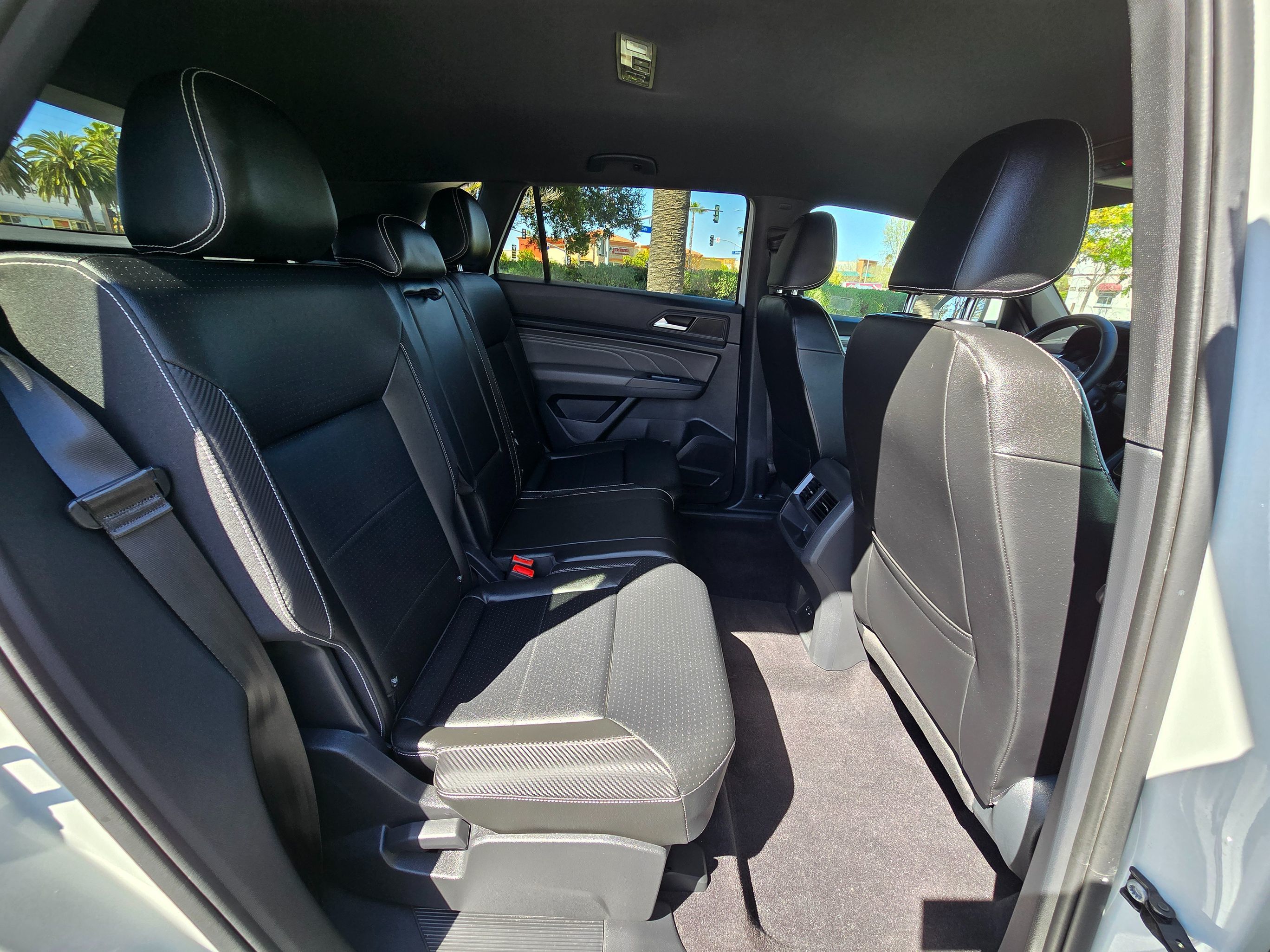 2021 Volkswagen Atlas Cross Sport SE Technology photo 27