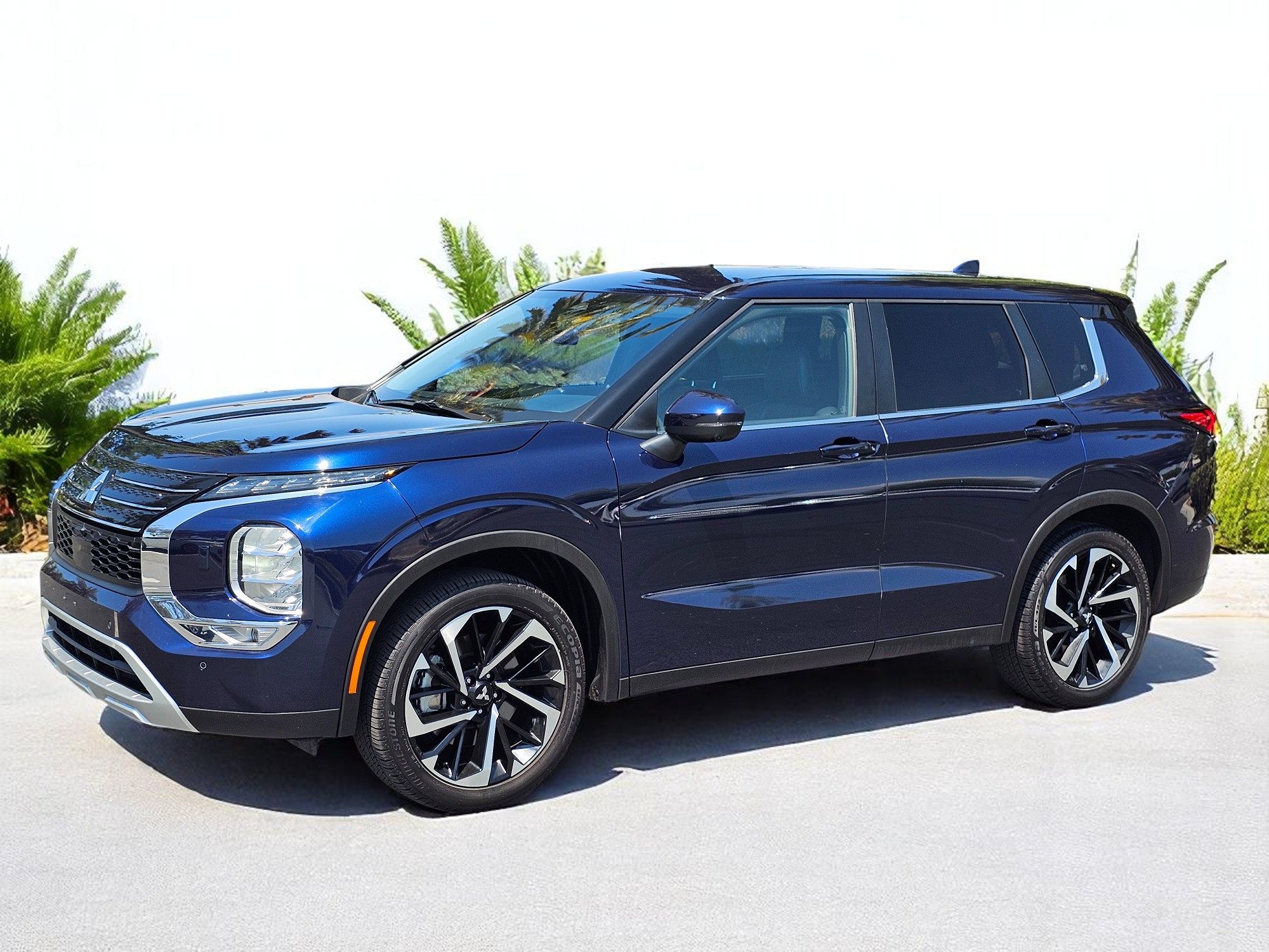 2024 Mitsubishi Outlander SE - Photo 10