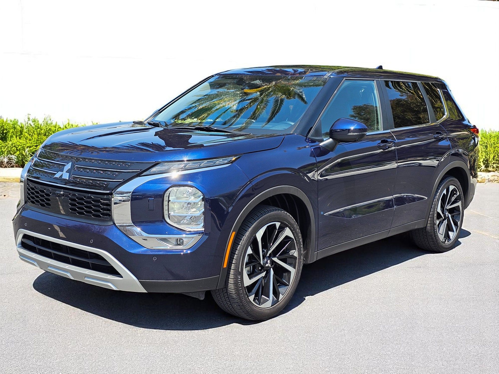 2024 Mitsubishi Outlander SE - Photo 8