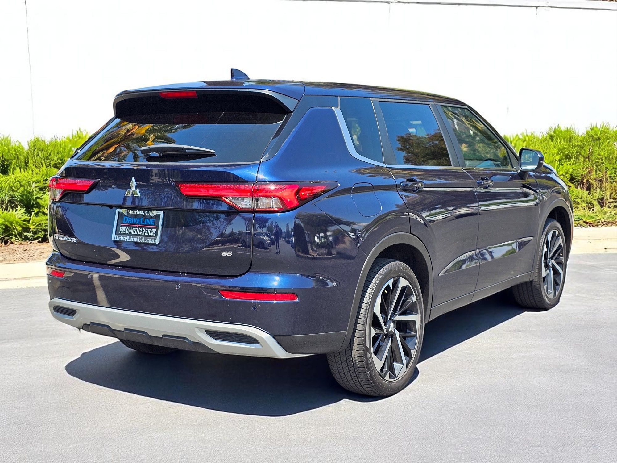 2024 Mitsubishi Outlander SE - Photo 4