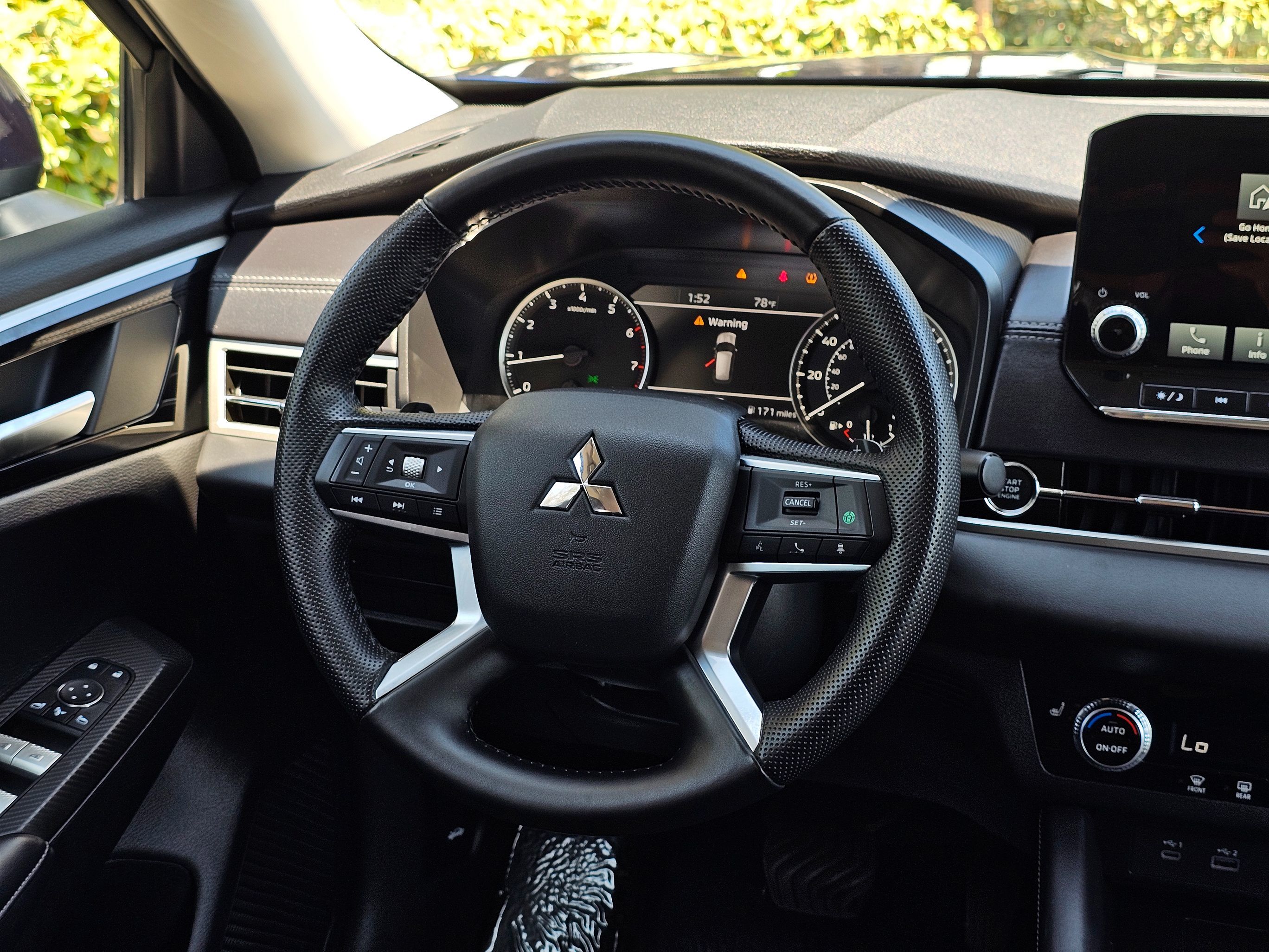 2024 Mitsubishi Outlander SE - Photo 23