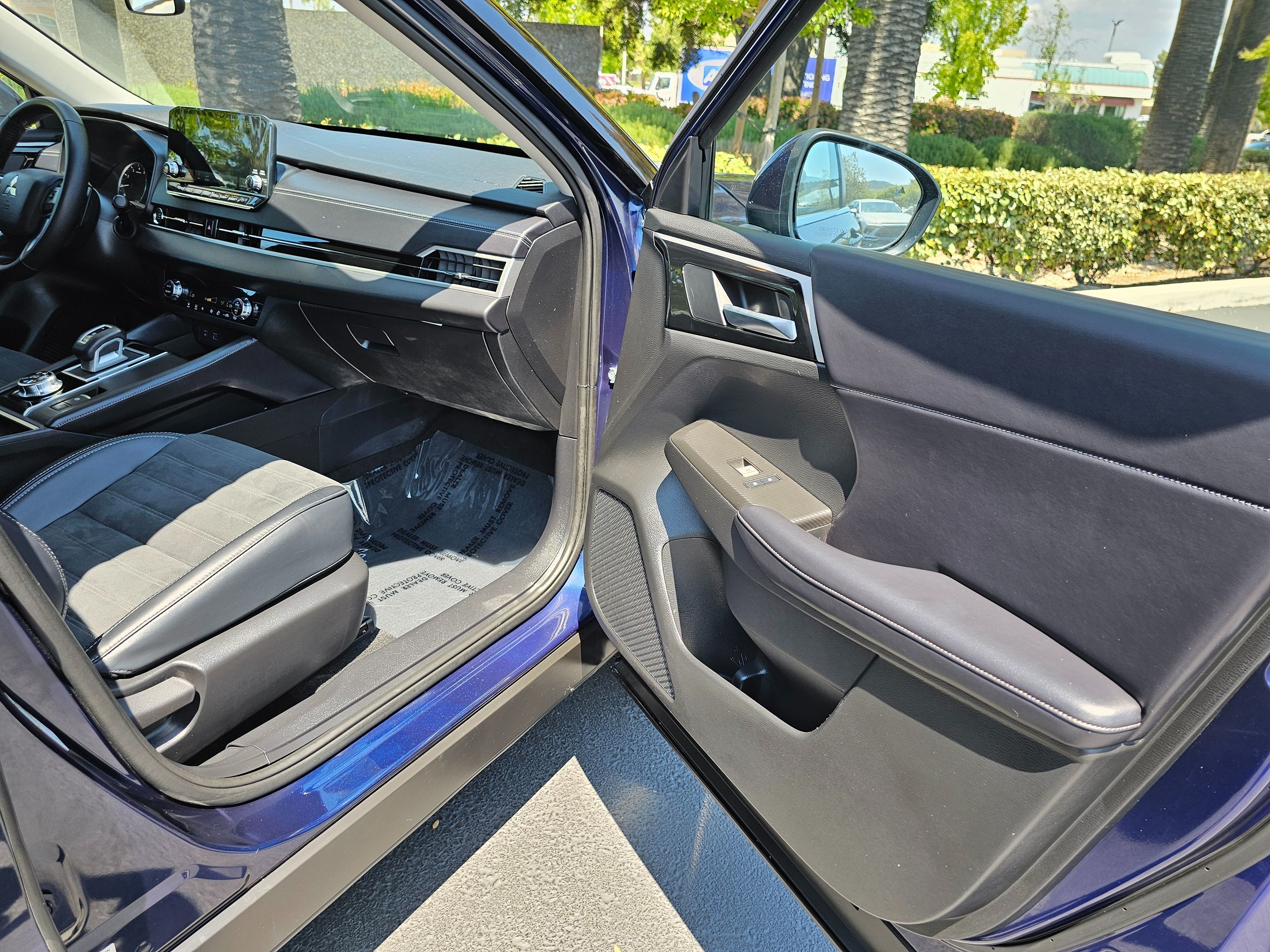2024 Mitsubishi Outlander SE - Photo 30