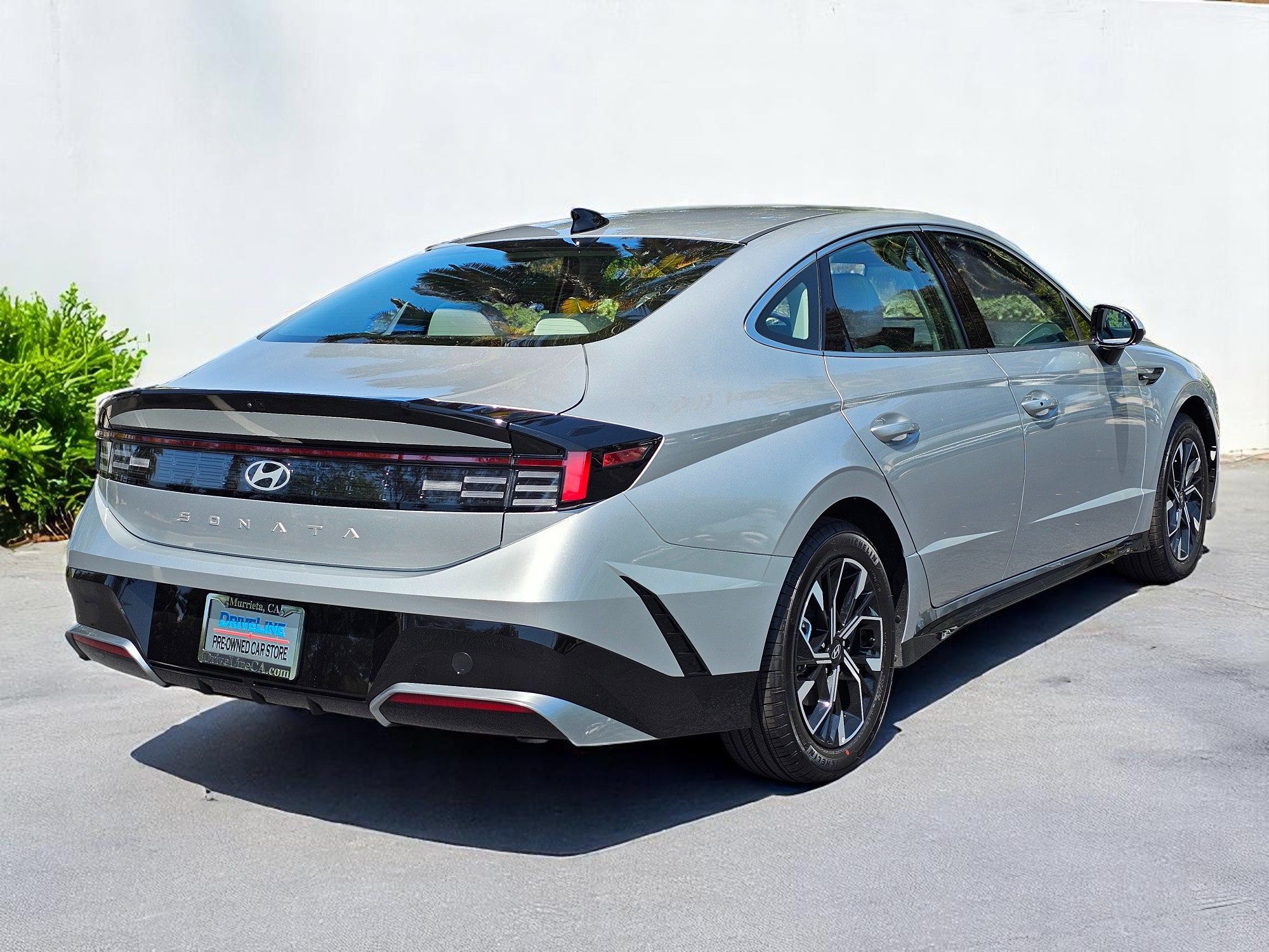 2025 Hyundai Sonata SEL - Photo 2