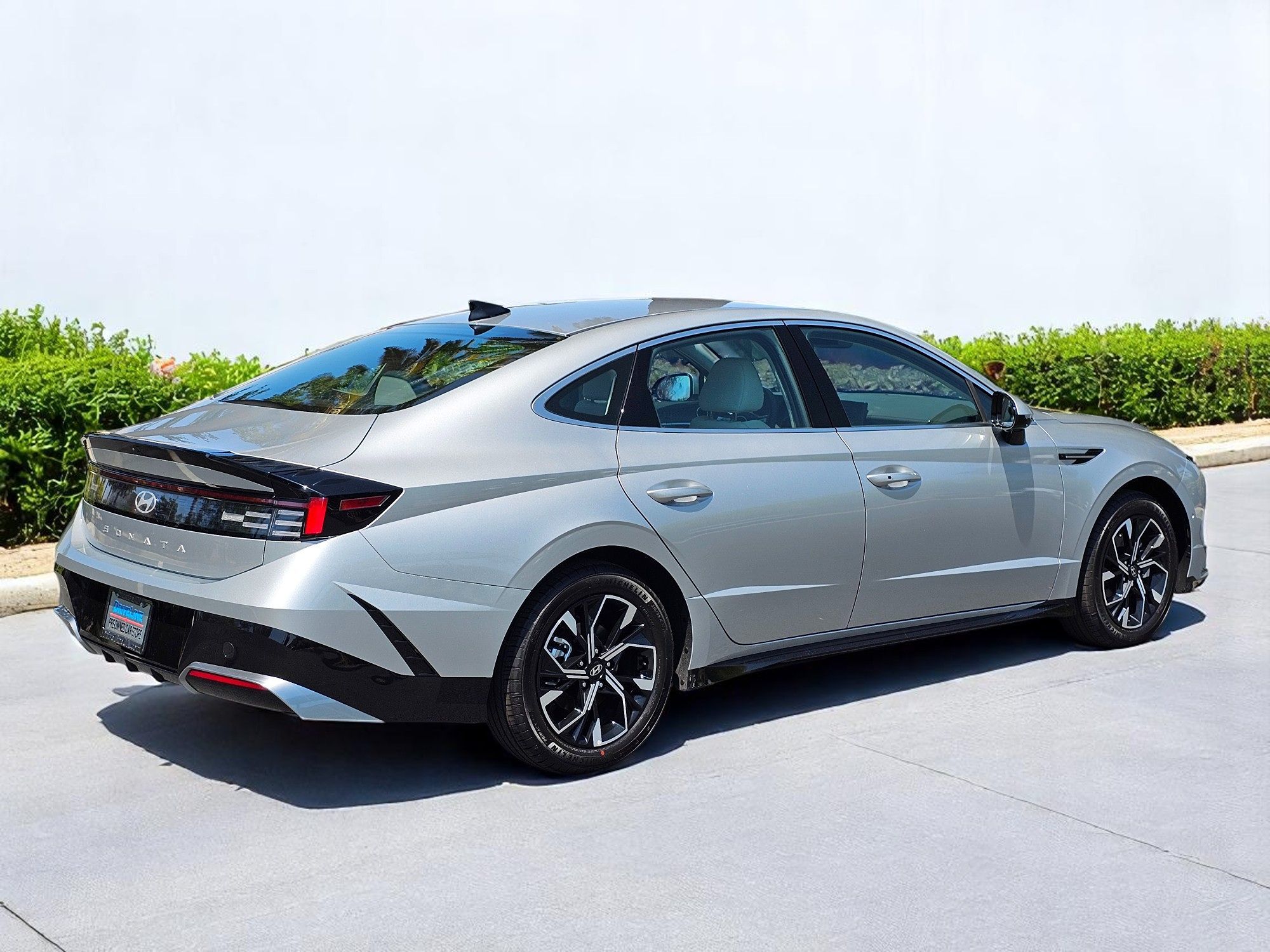 2025 Hyundai Sonata SEL - Photo 8