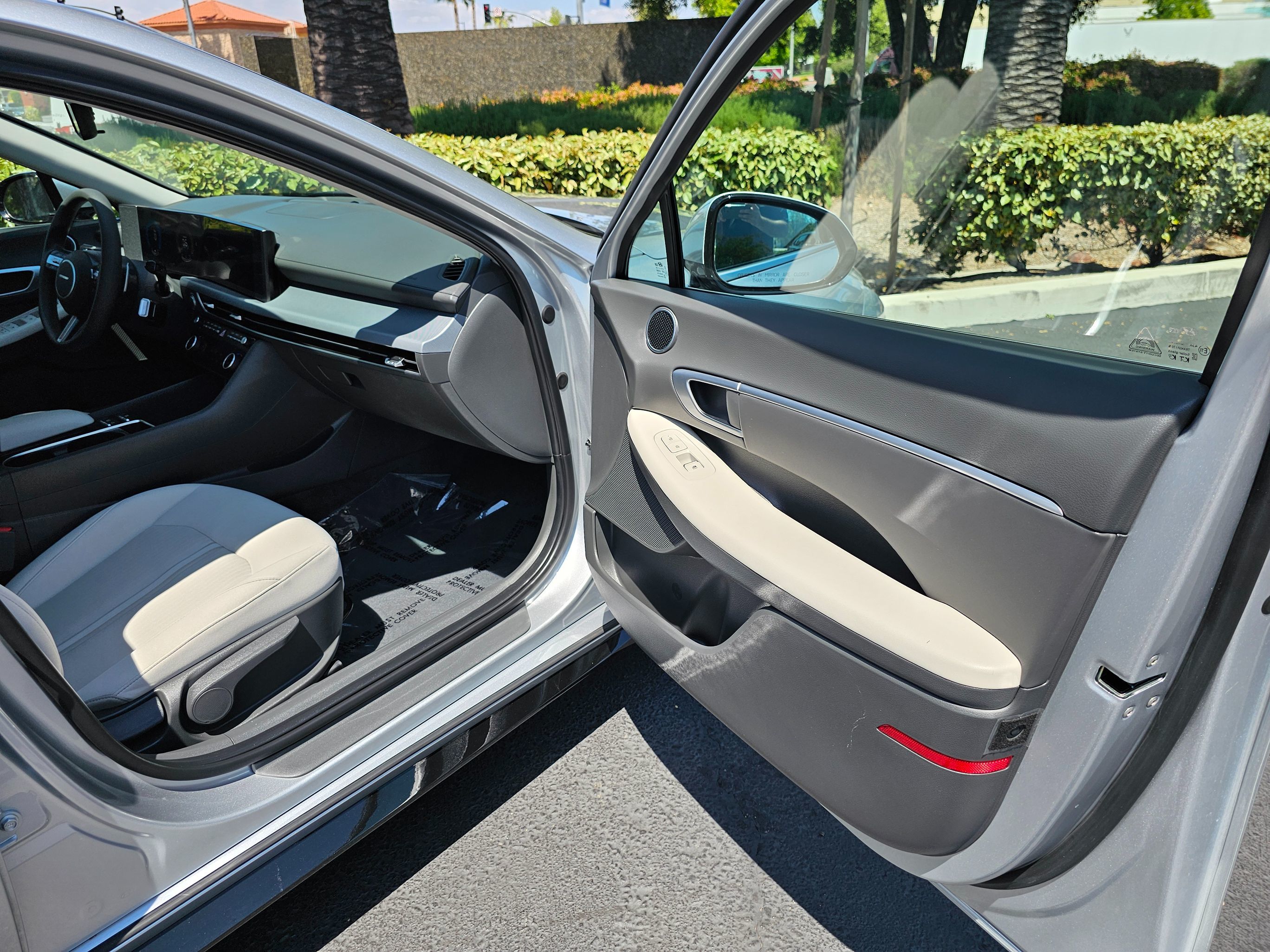 2025 Hyundai Sonata SEL - Photo 27