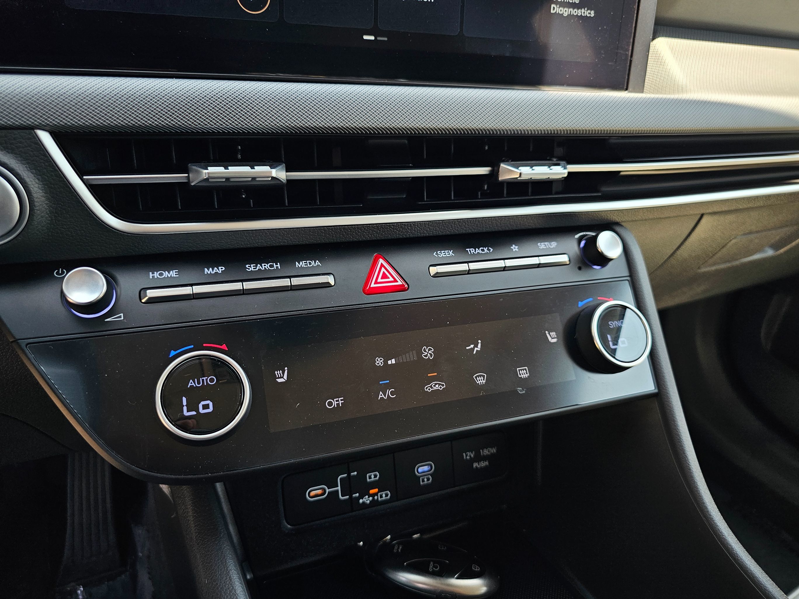 2025 Hyundai Sonata SEL - Photo 31