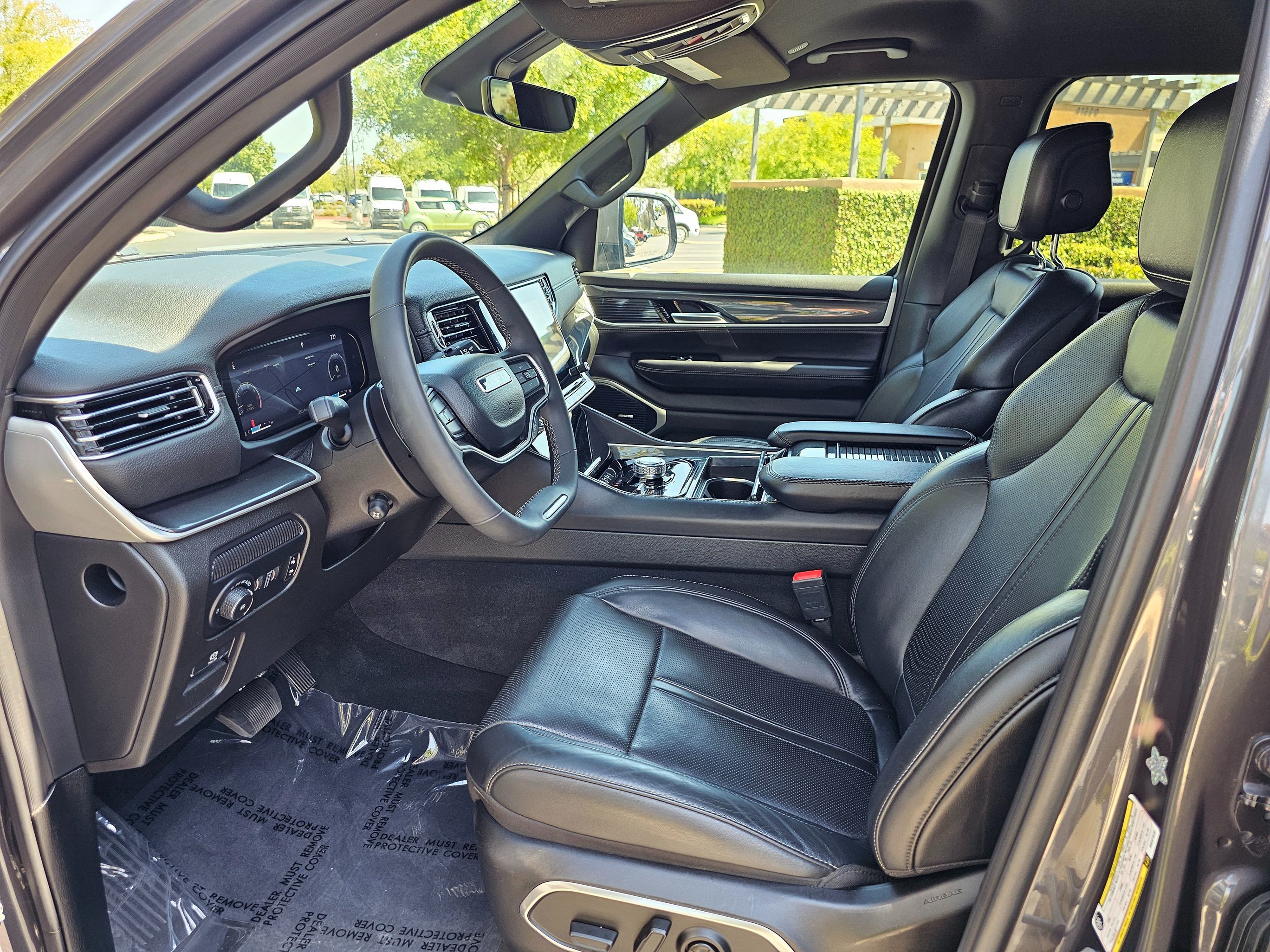 2022 Jeep Wagoneer Series I - Photo 13