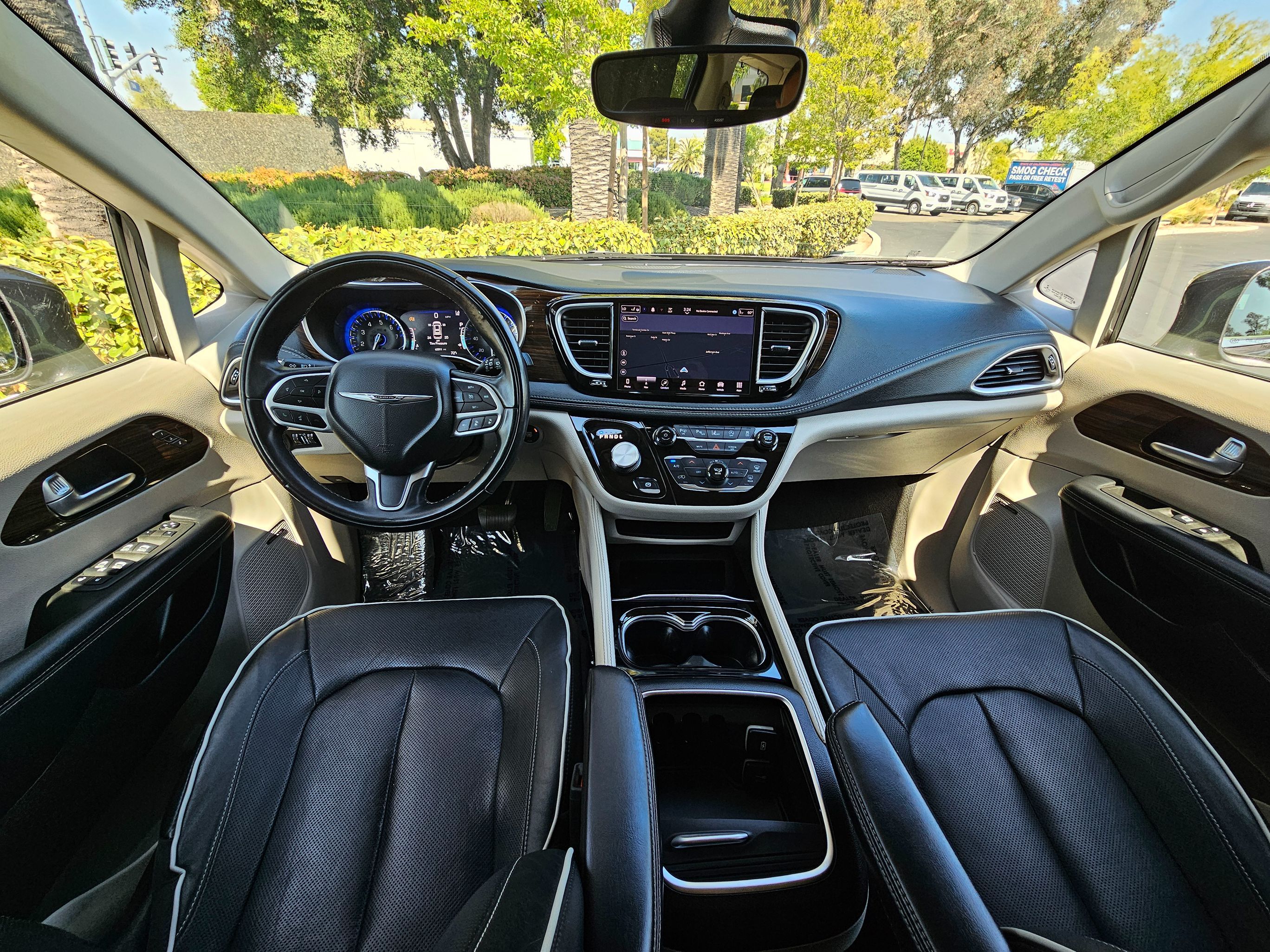 2022 Chrysler Pacifica Limited photo 22