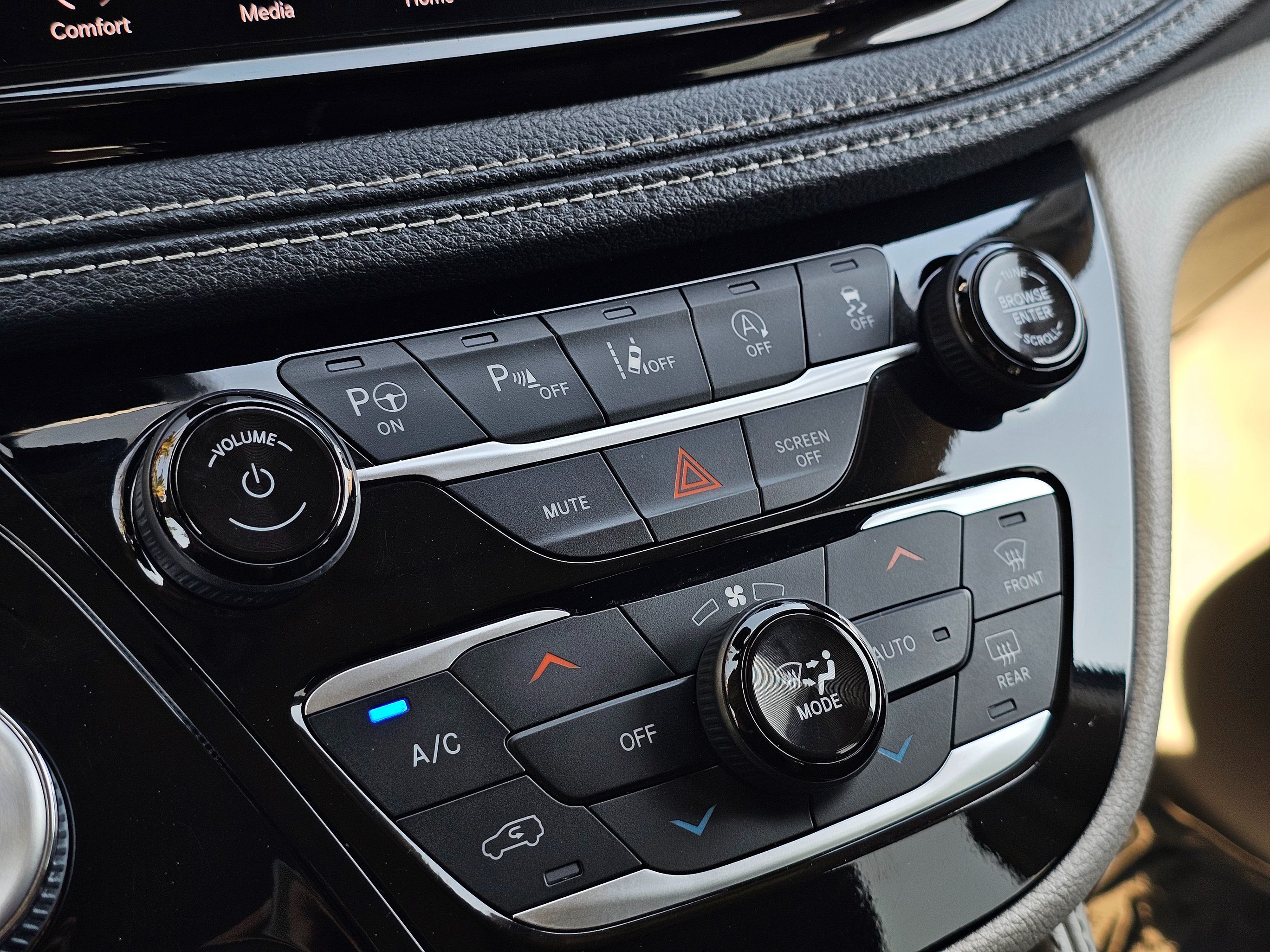 2022 Chrysler Pacifica Limited photo 37