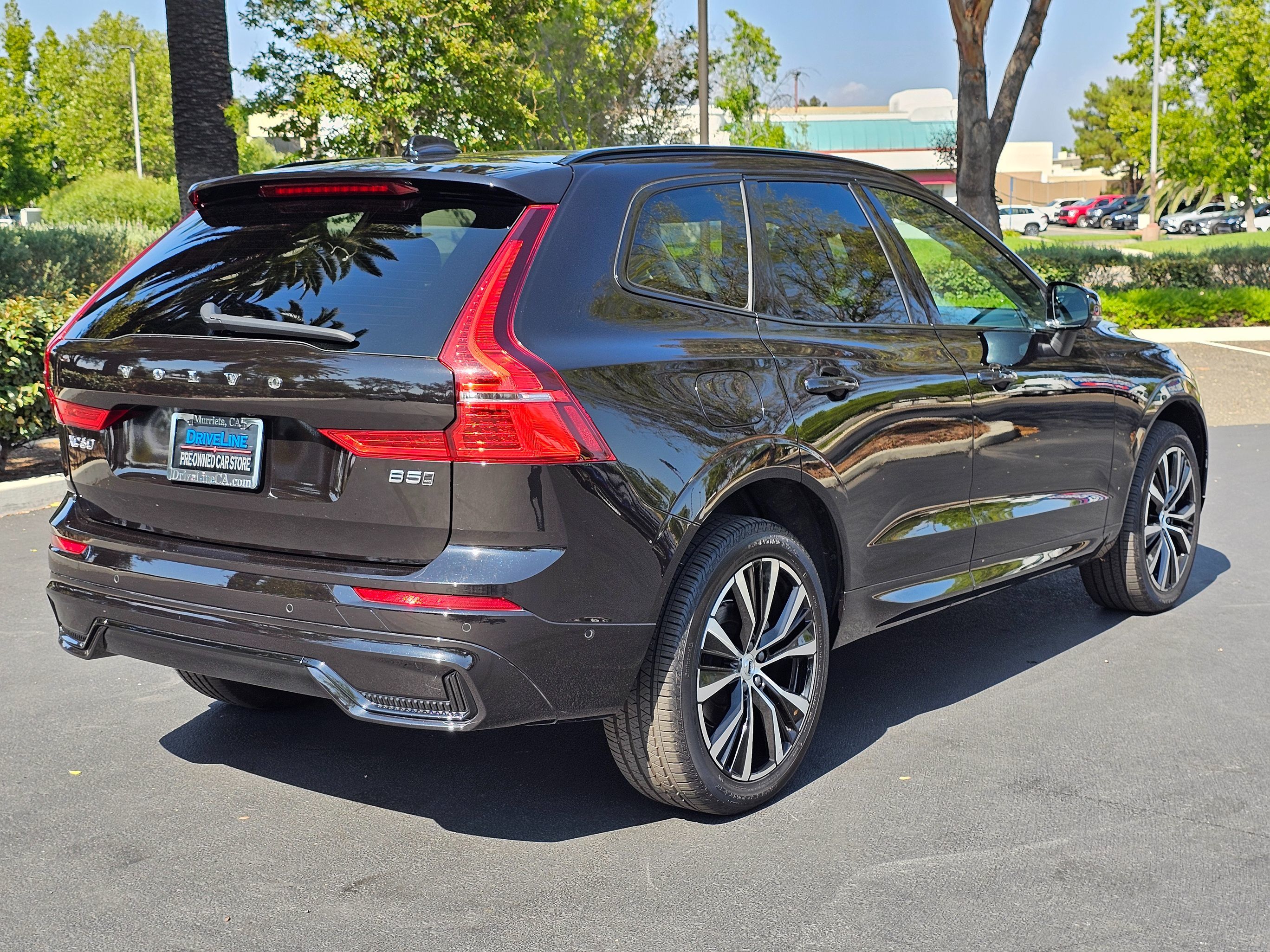 2024 Volvo XC60 Plus B5 photo 3