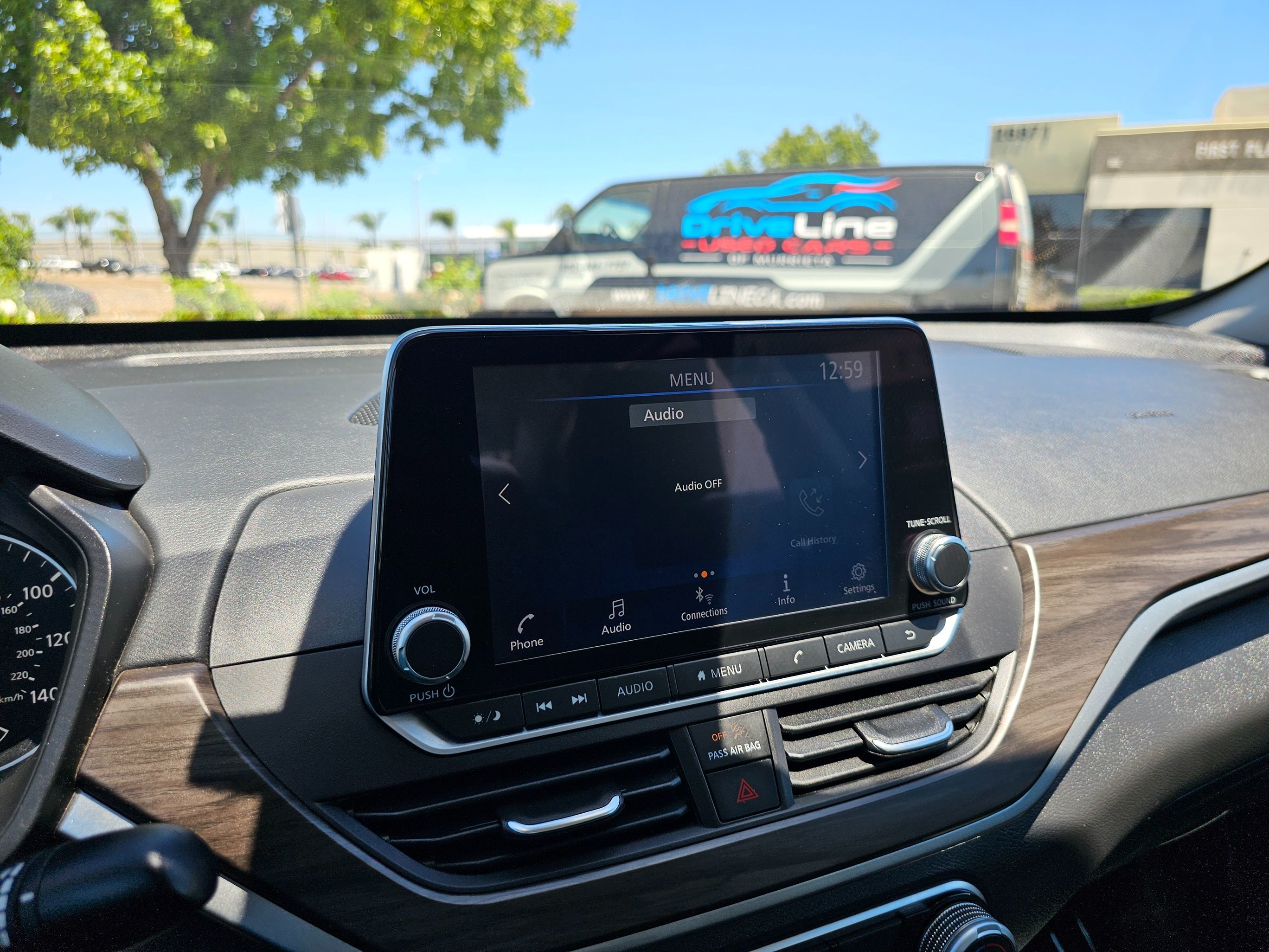 2024 Nissan Altima 2.5 SV photo 2