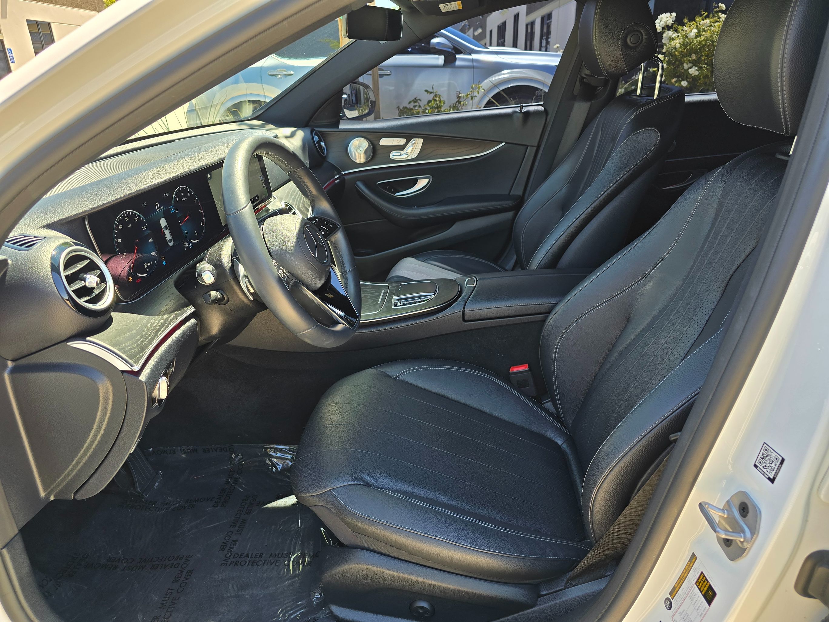 2022 Mercedes-Benz E-Class E350 - Photo 19