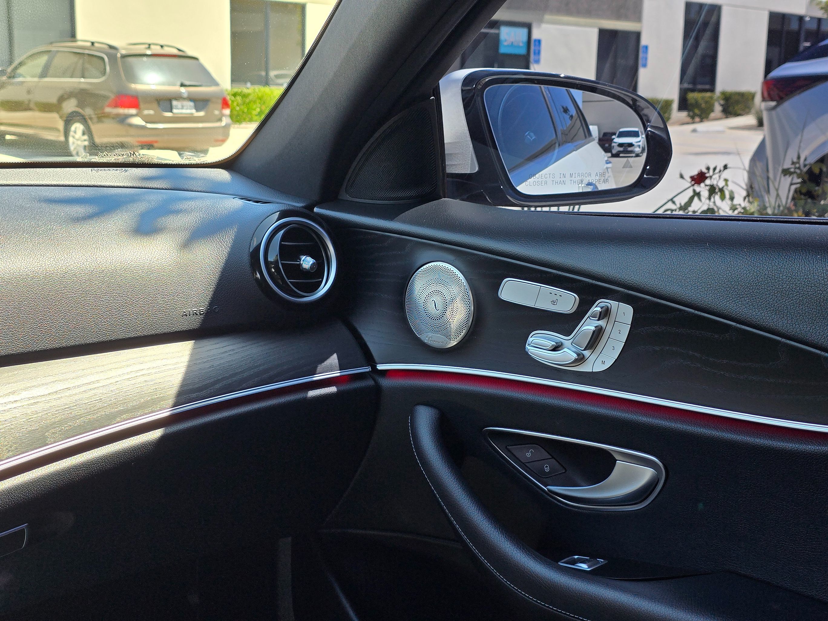 2022 Mercedes-Benz E-Class E350 - Photo 30