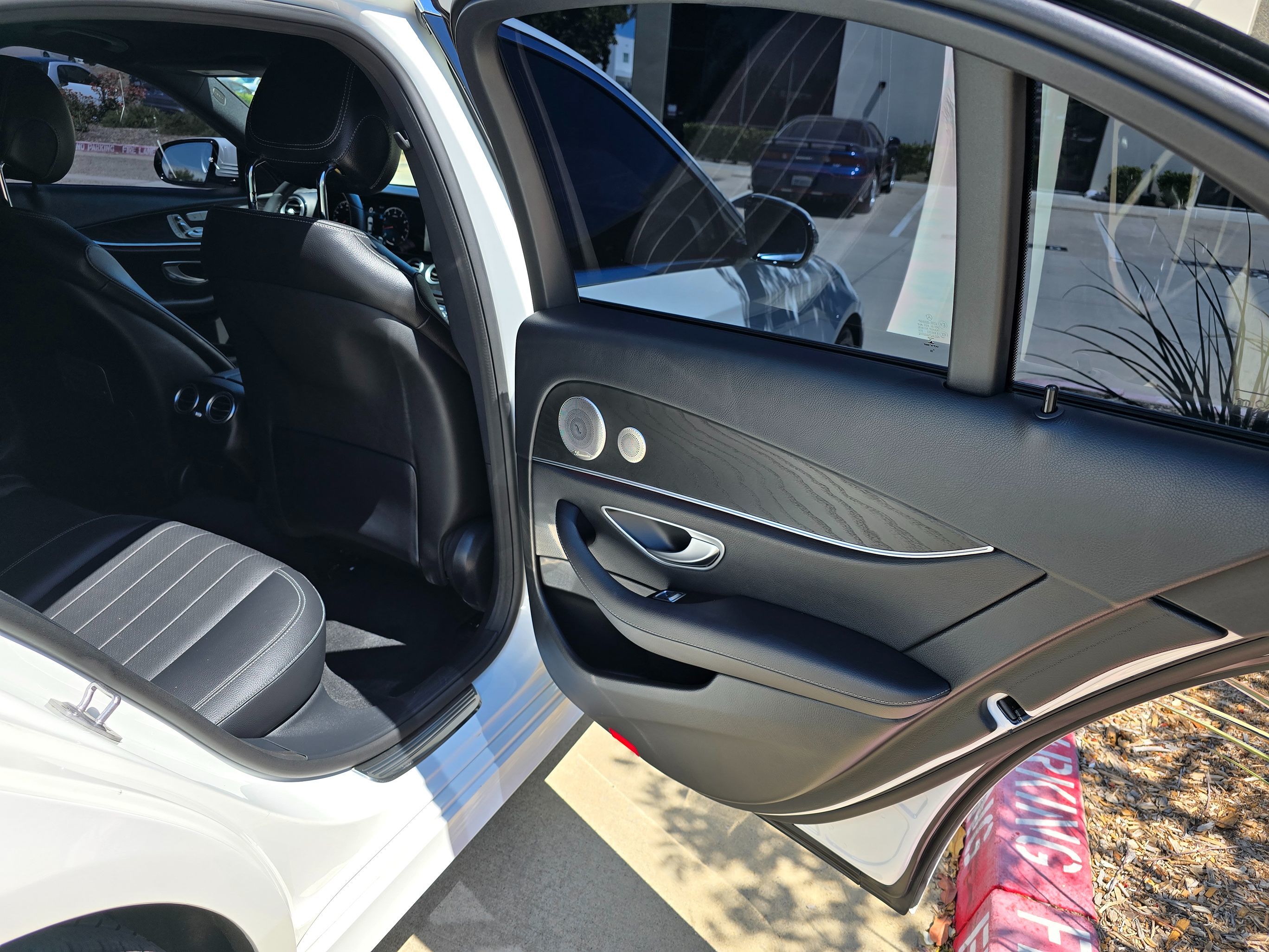 2022 Mercedes-Benz E-Class E350 - Photo 32