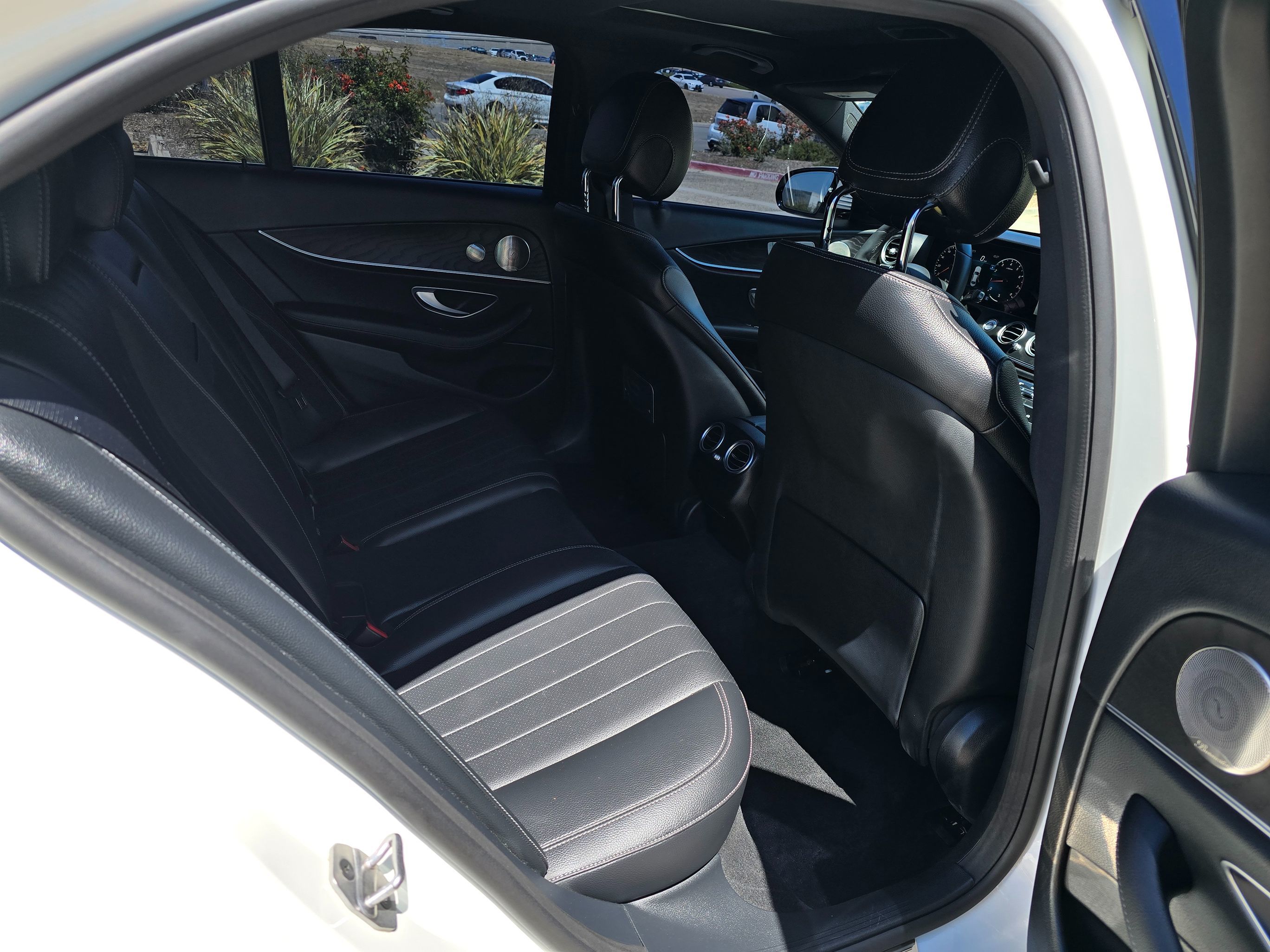2022 Mercedes-Benz E-Class E350 - Photo 33