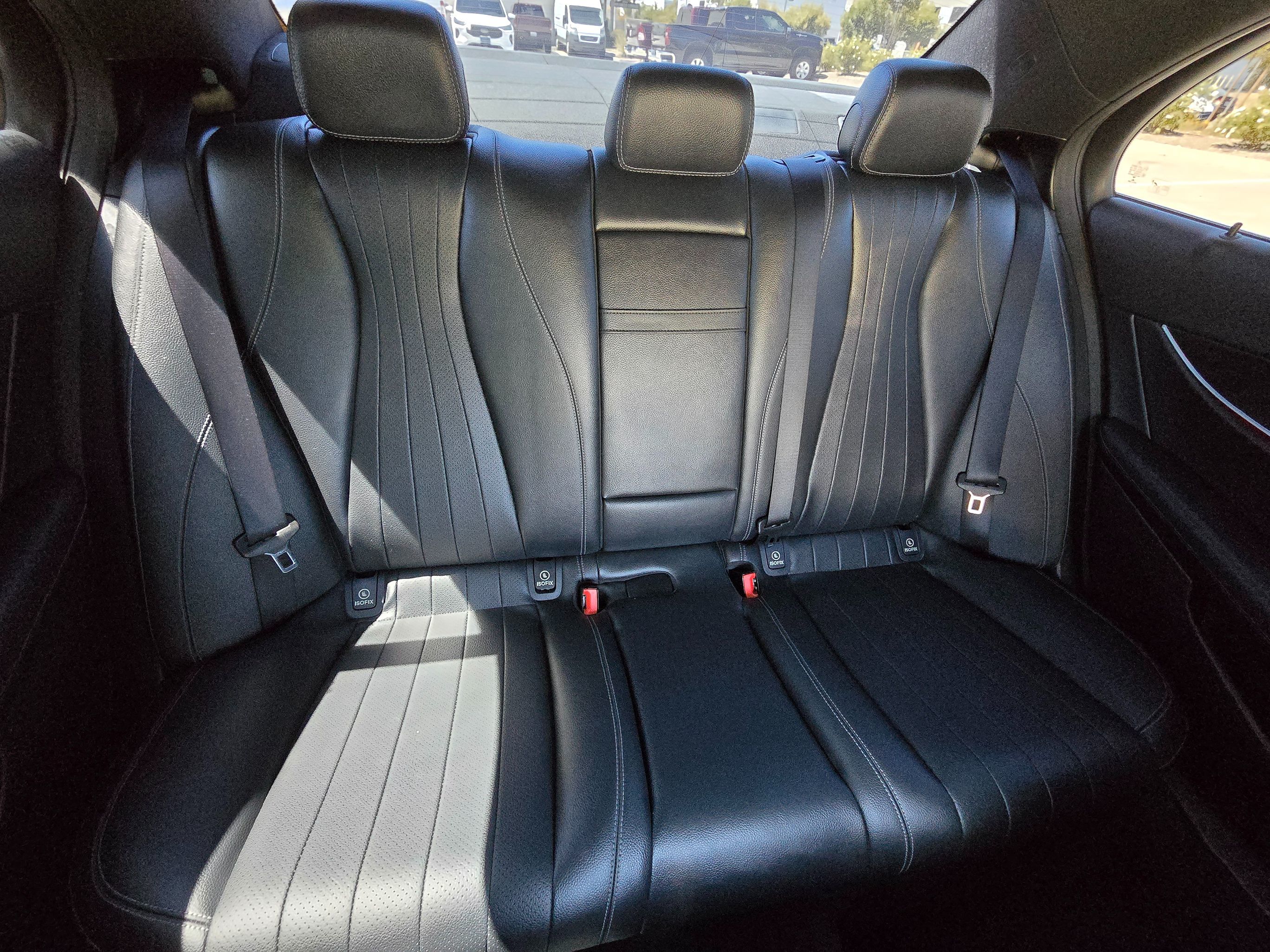 2022 Mercedes-Benz E-Class E350 - Photo 38