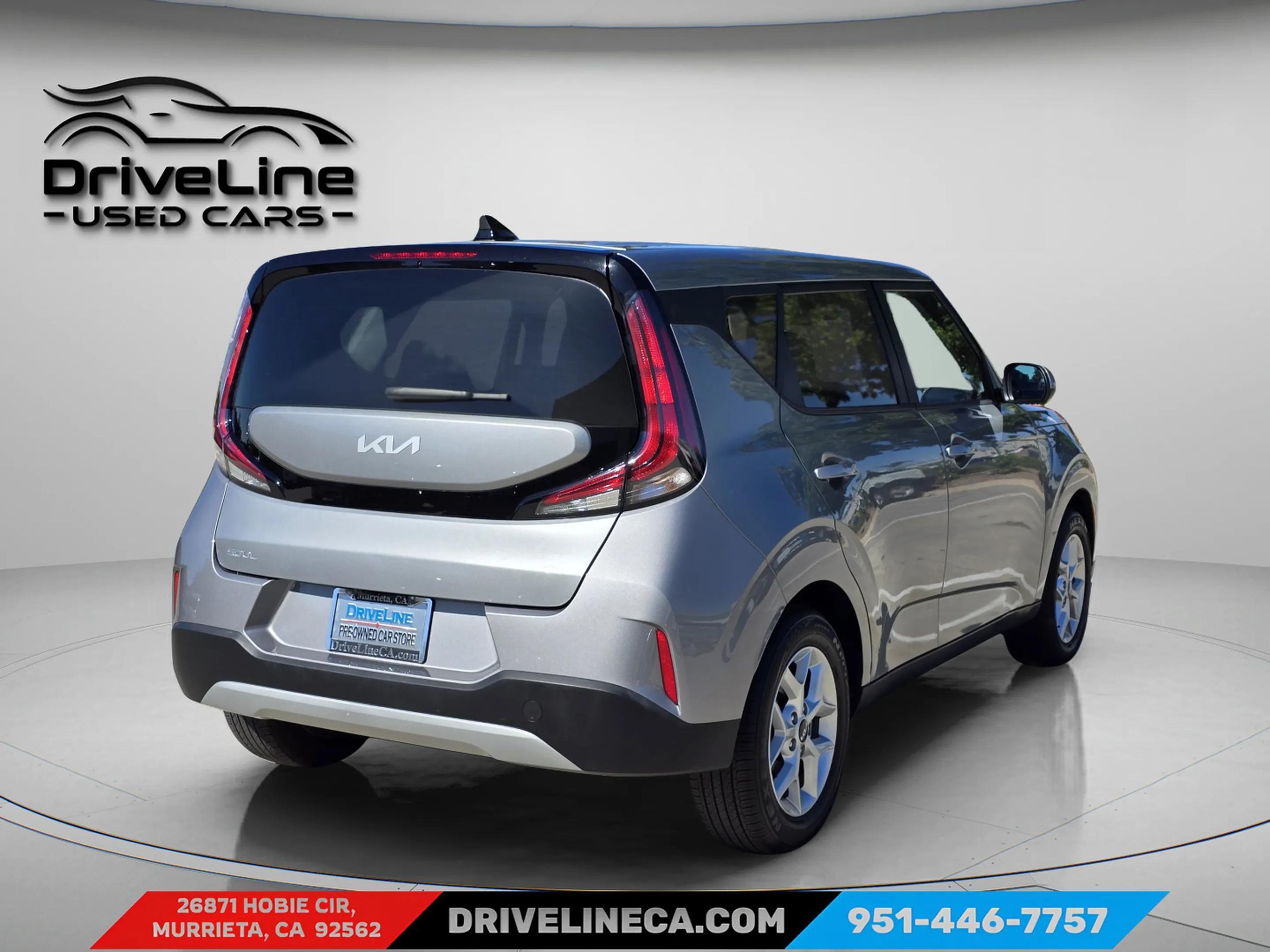 2024 Kia Soul LX - Photo 14