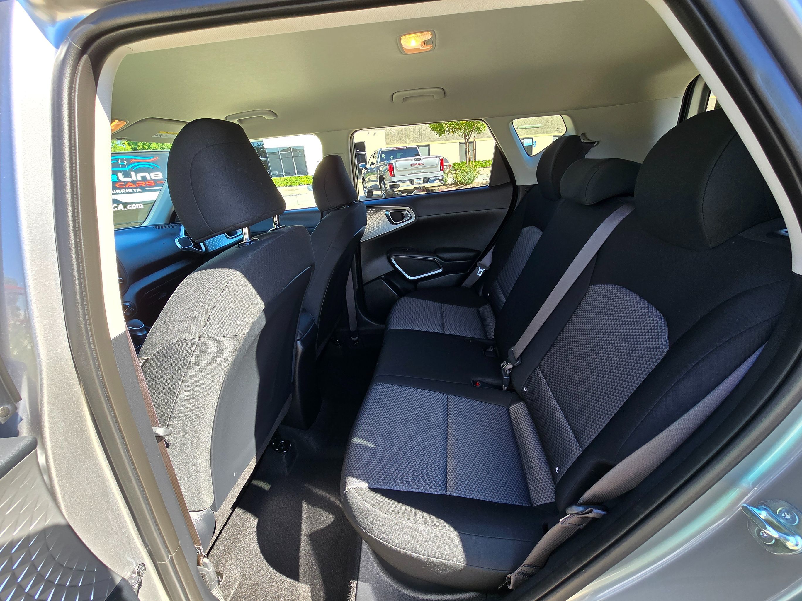 2024 Kia Soul LX - Photo 20