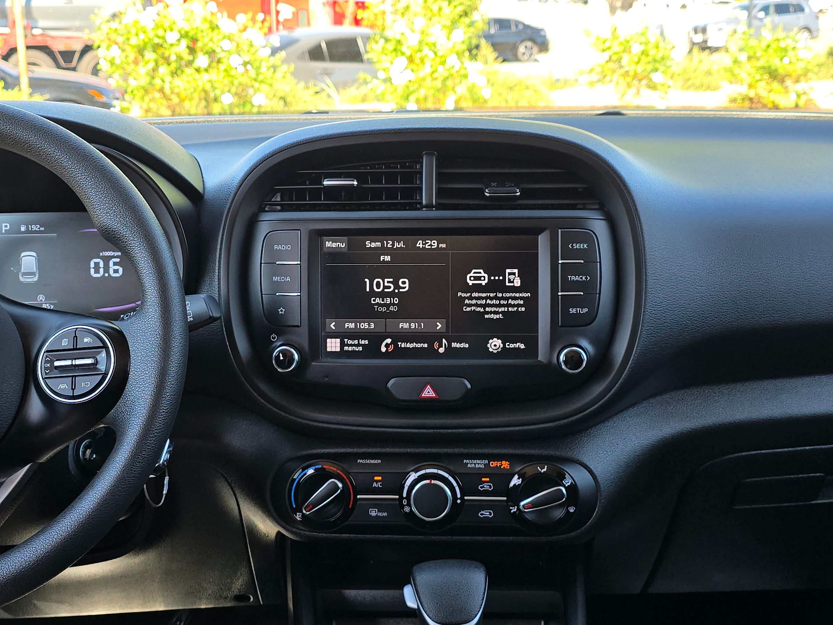 2024 Kia Soul LX - Photo 26