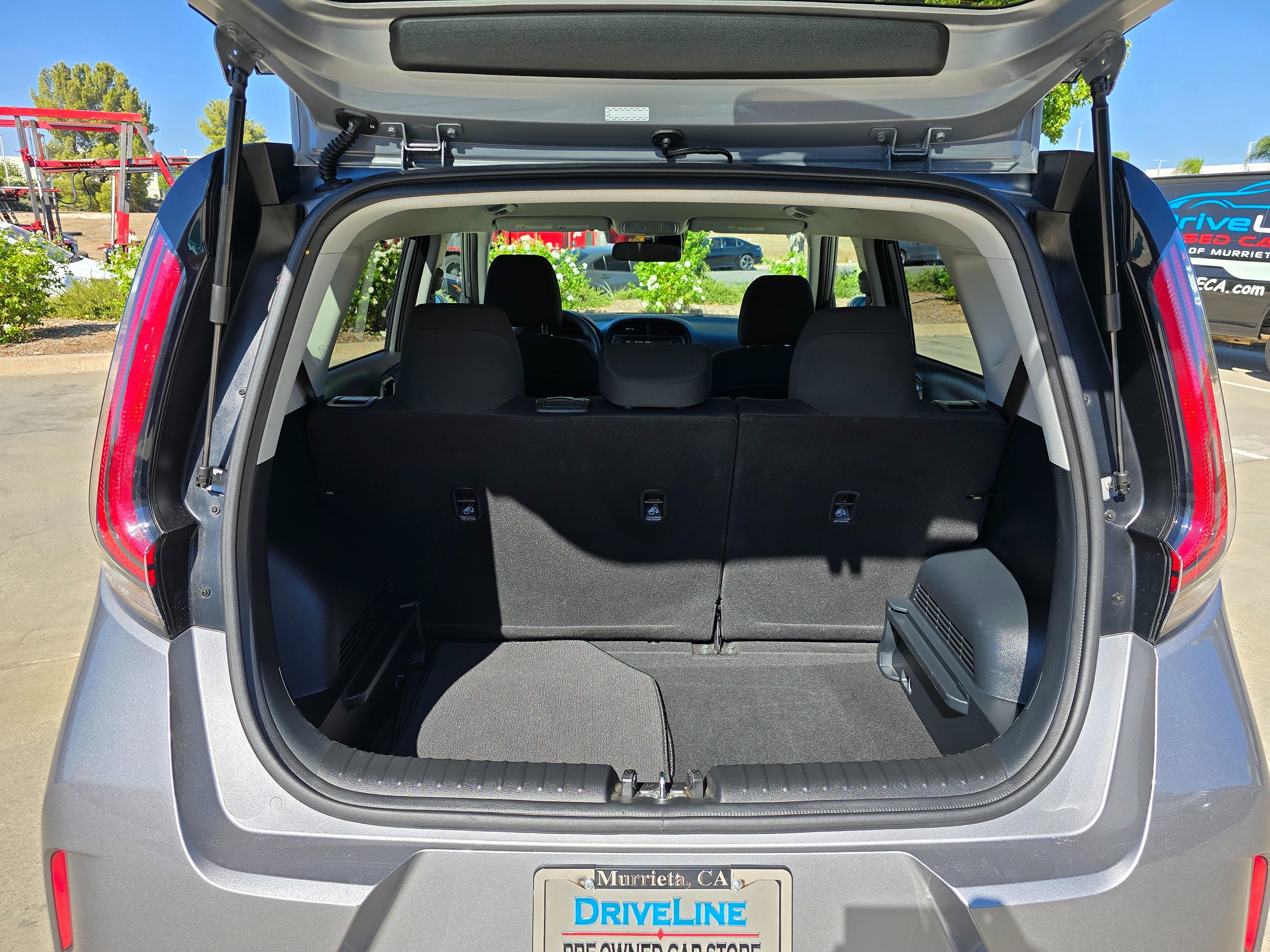 2024 Kia Soul LX - Photo 28