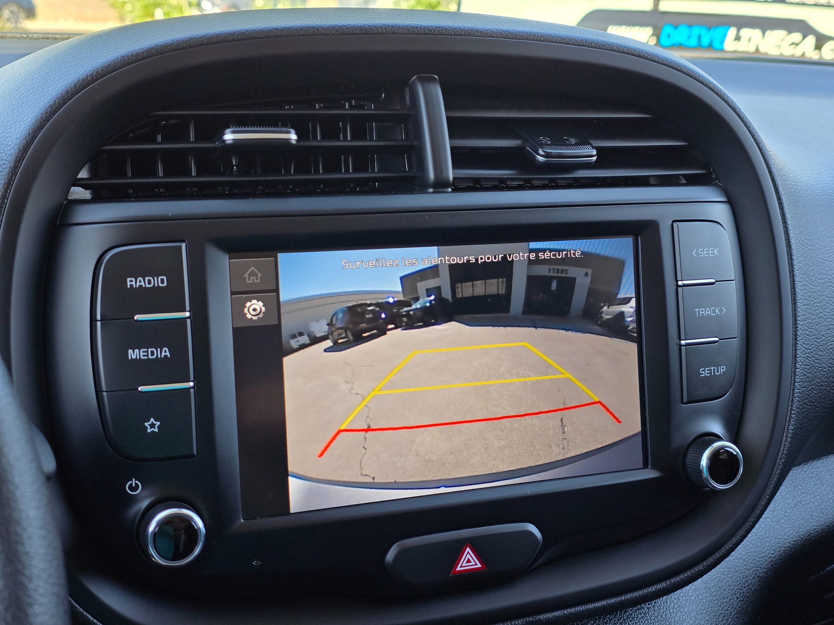 2024 Kia Soul LX - Photo 35