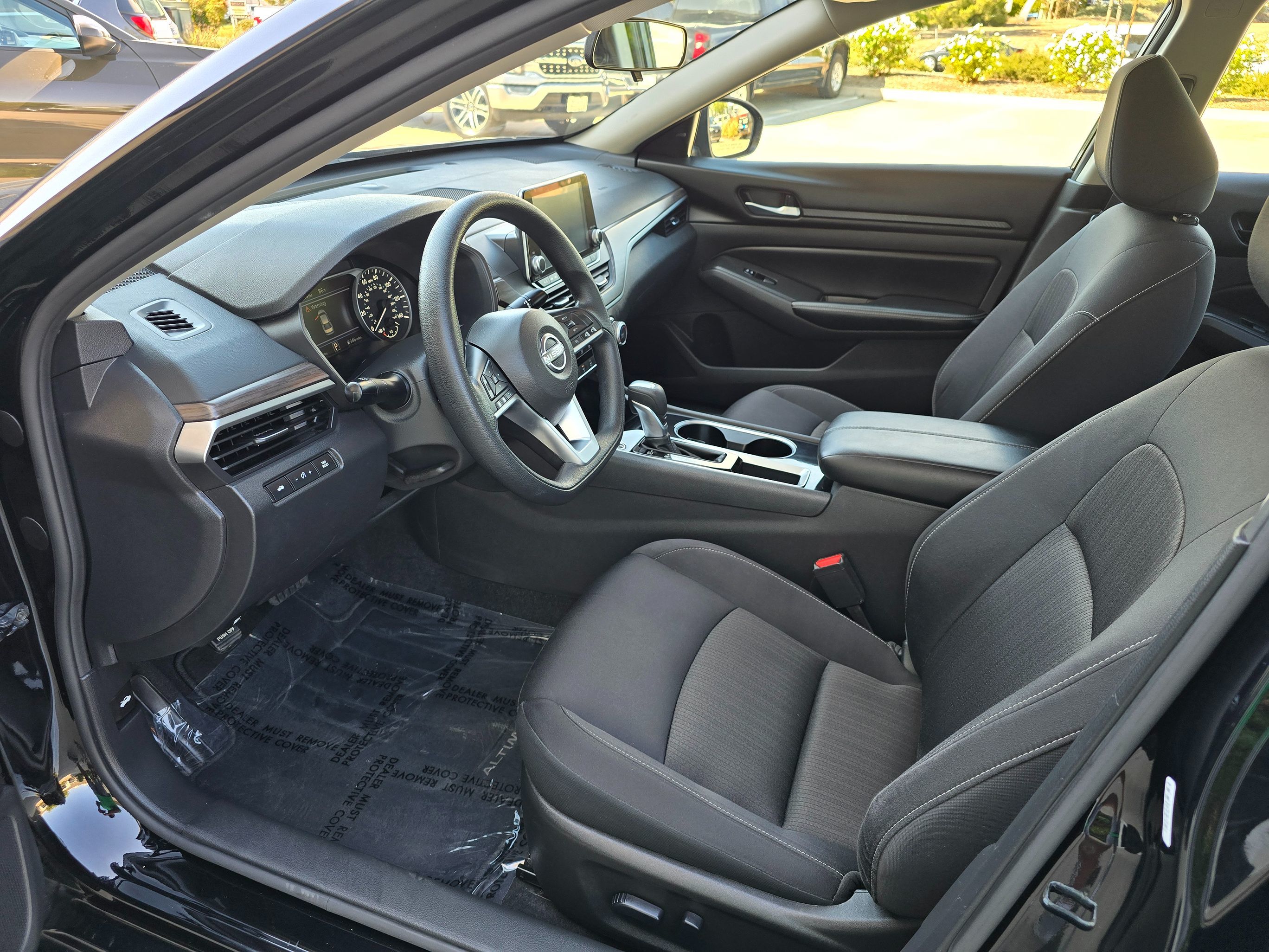 2024 Nissan Altima SV - Photo 16